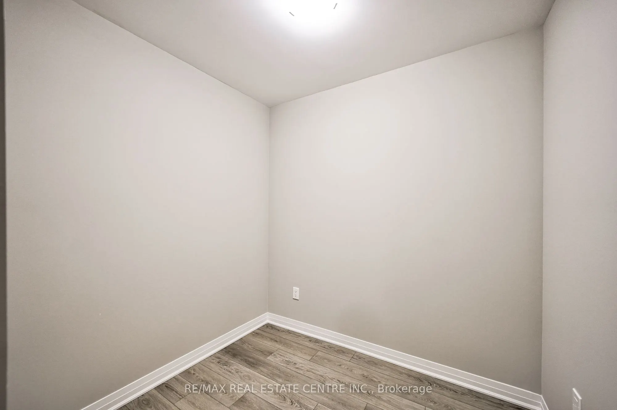 480 Gordon Krantz Avenue, #302