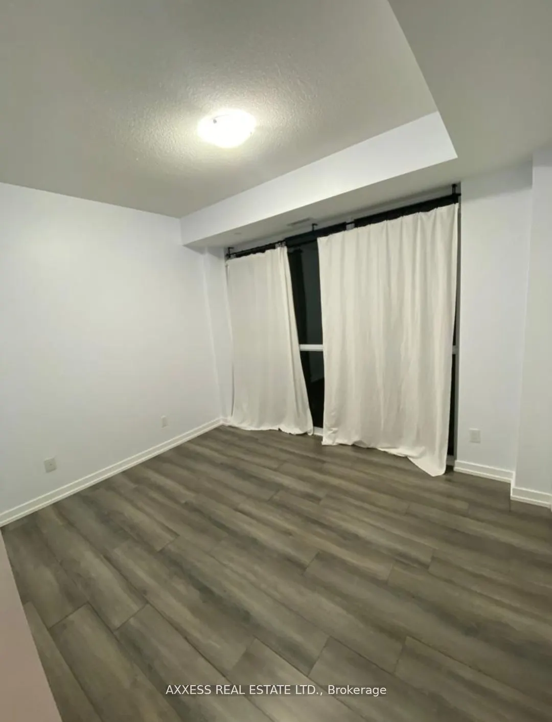 5240 Dundas Street, #B210