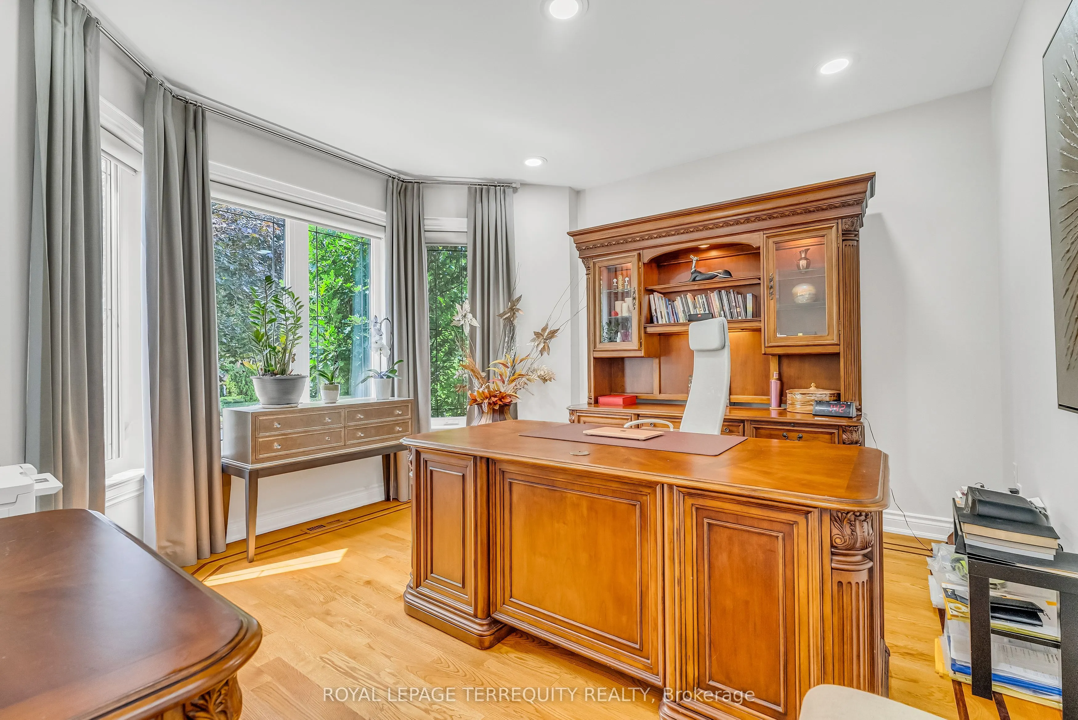 13 Bourdon Avenue
