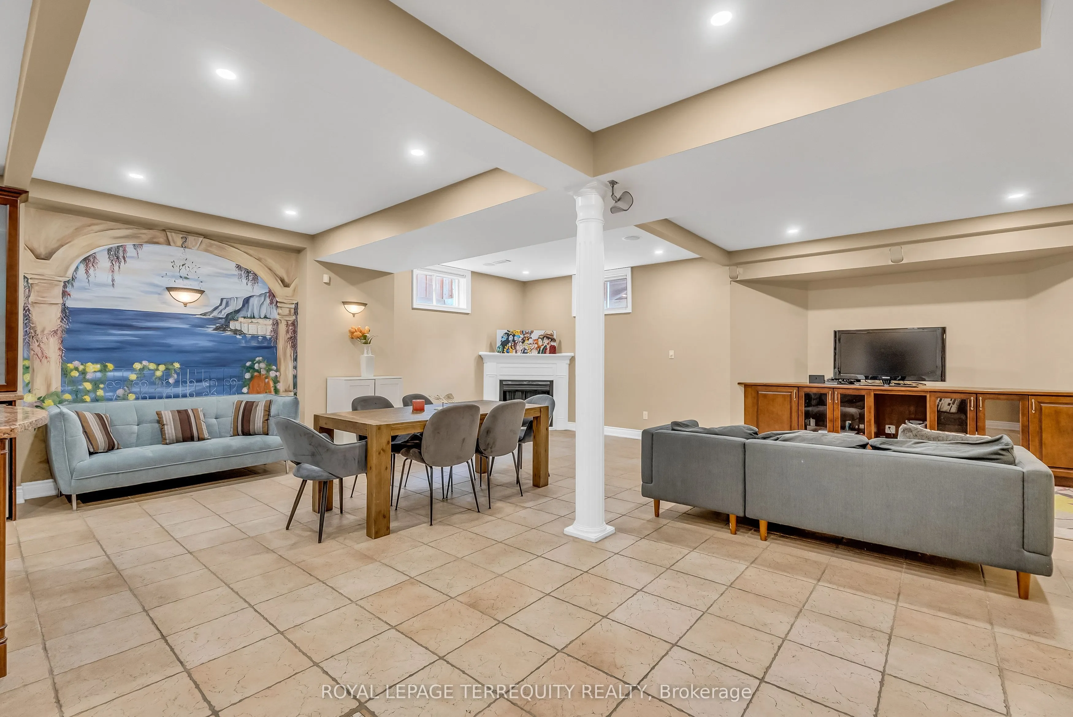 13 Bourdon Avenue