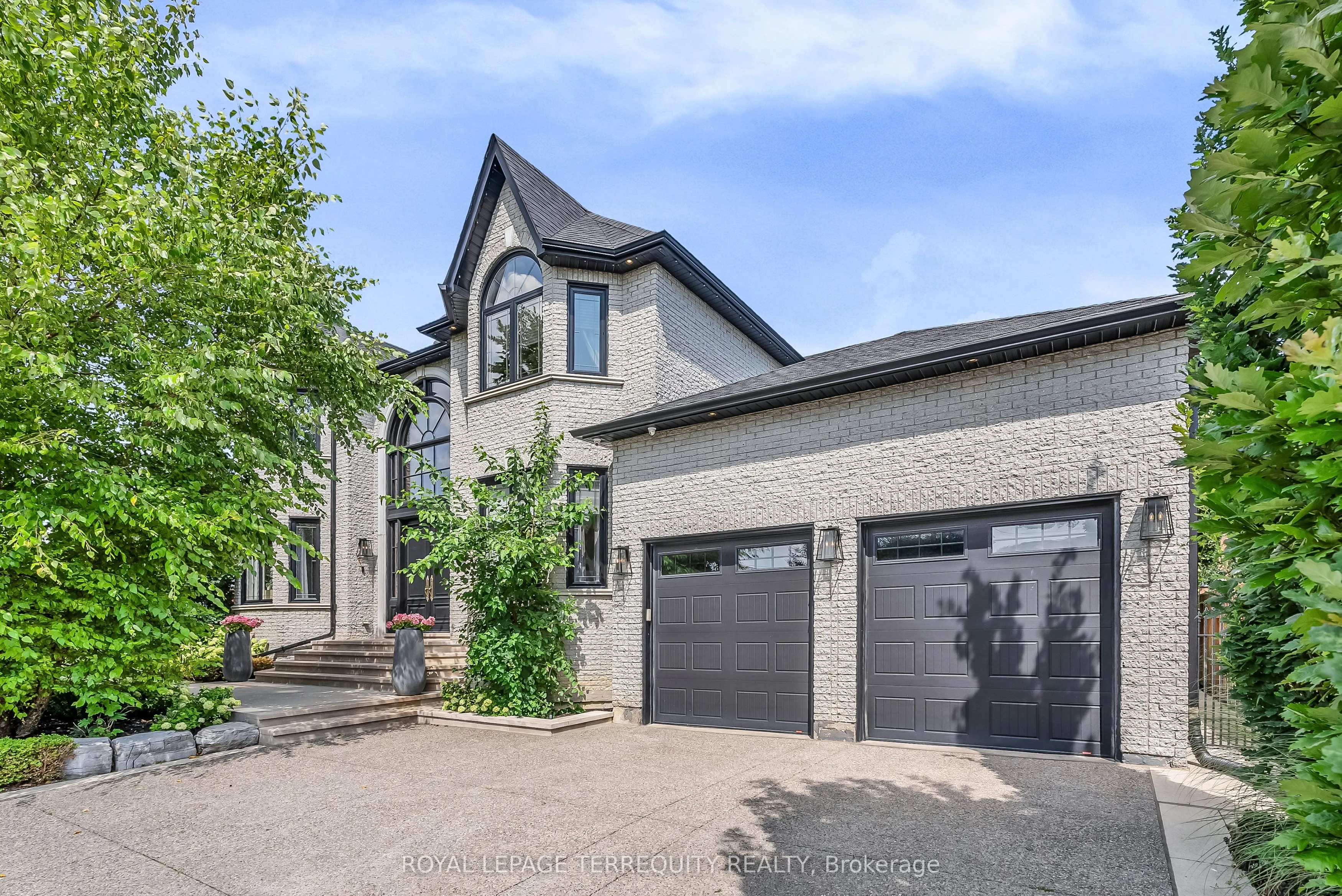 13 Bourdon Avenue