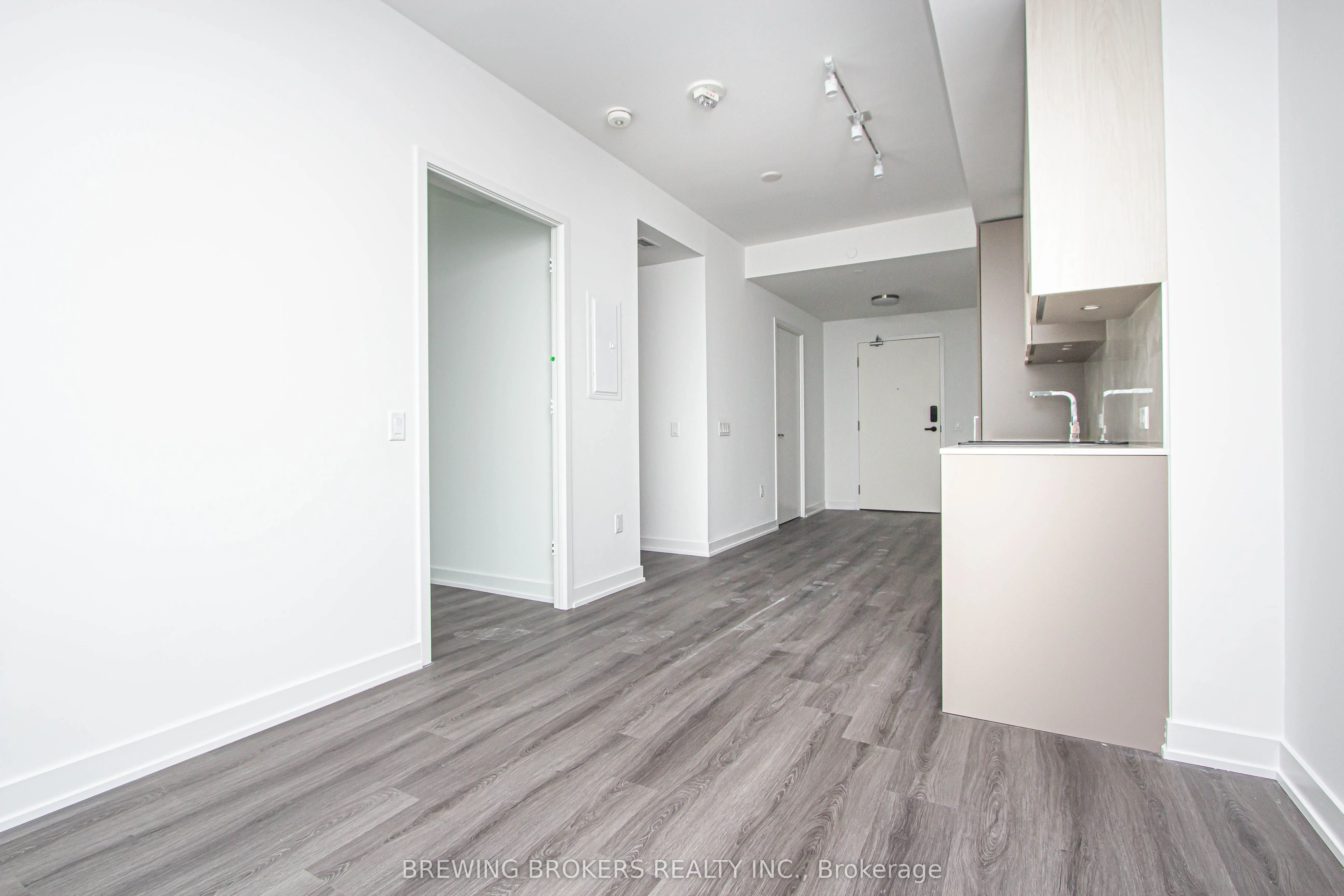 3883 Quartz Road, #5011