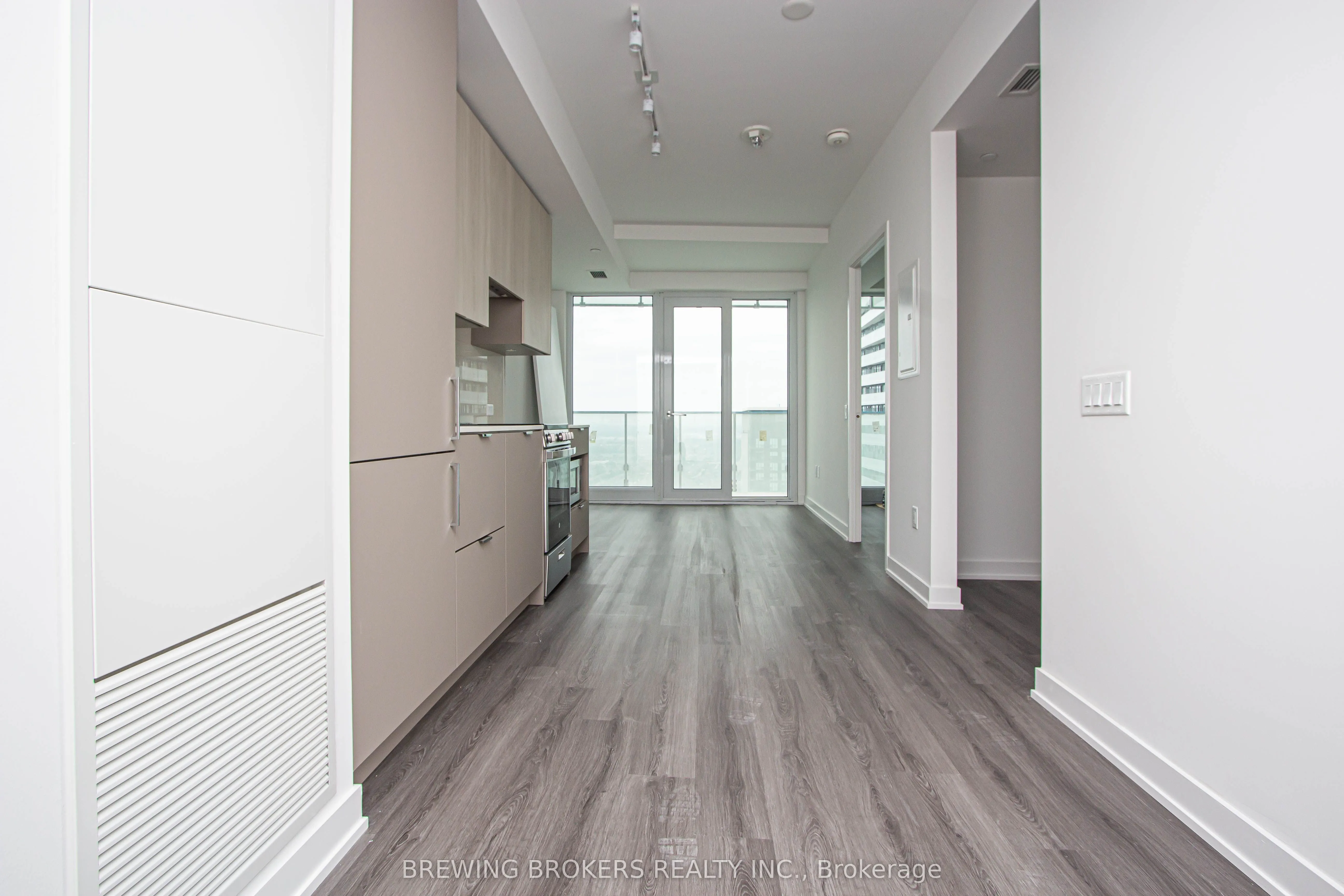 3883 Quartz Road, #5011
