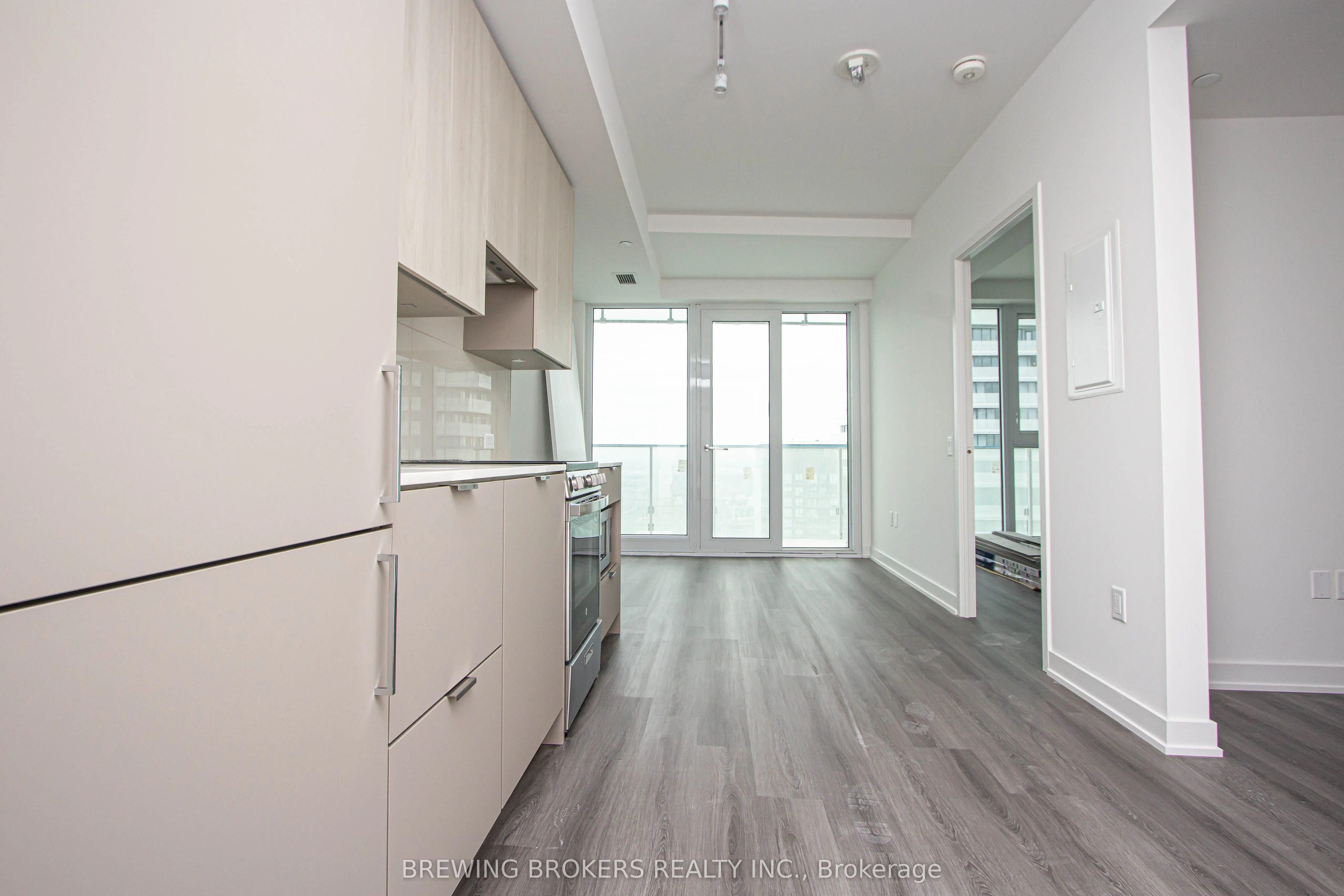 3883 Quartz Road, #5011