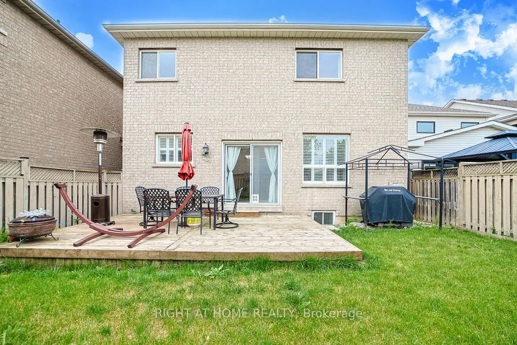176 Cooke Crescent