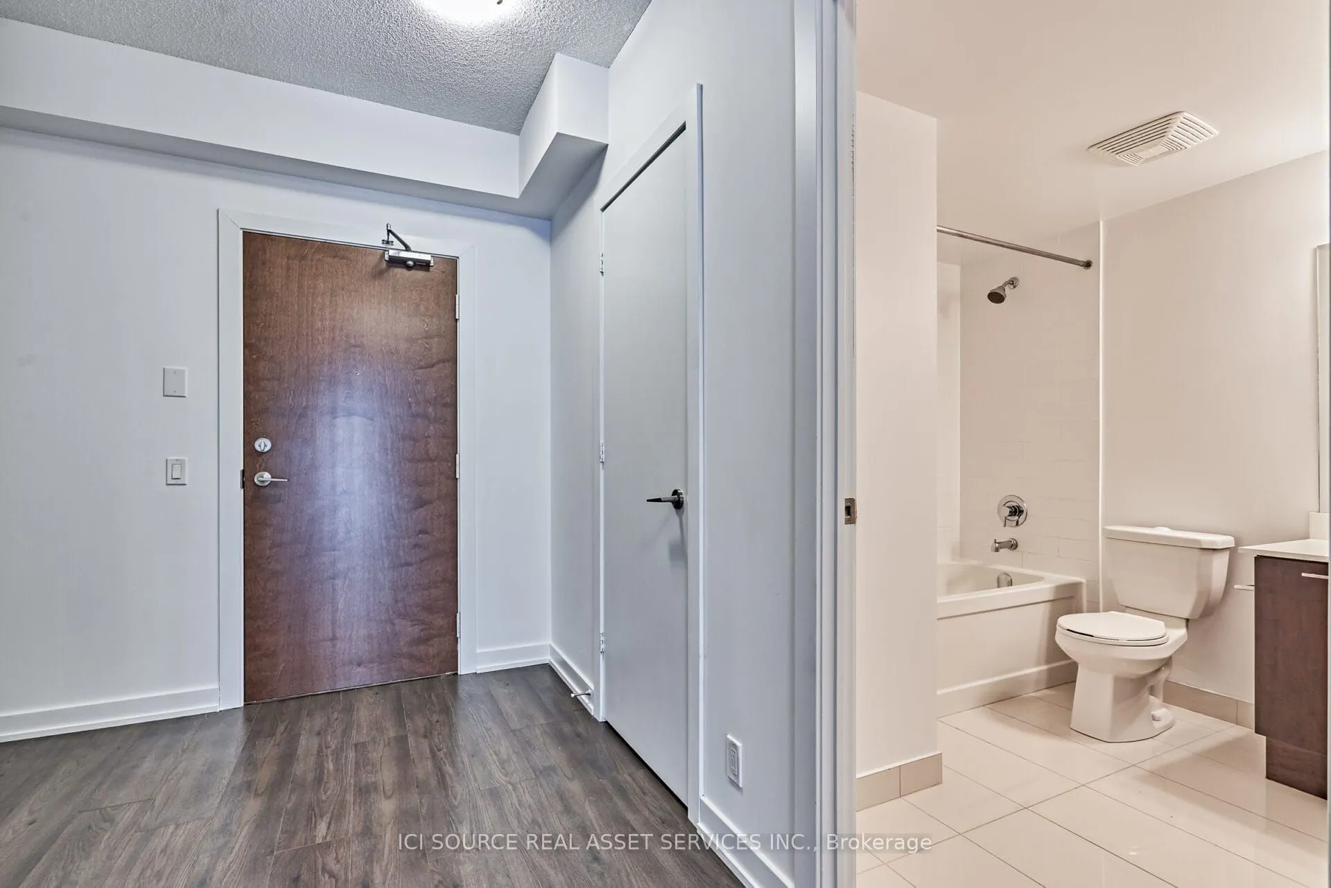 2220 Lake Shore Boulevard W, #3803