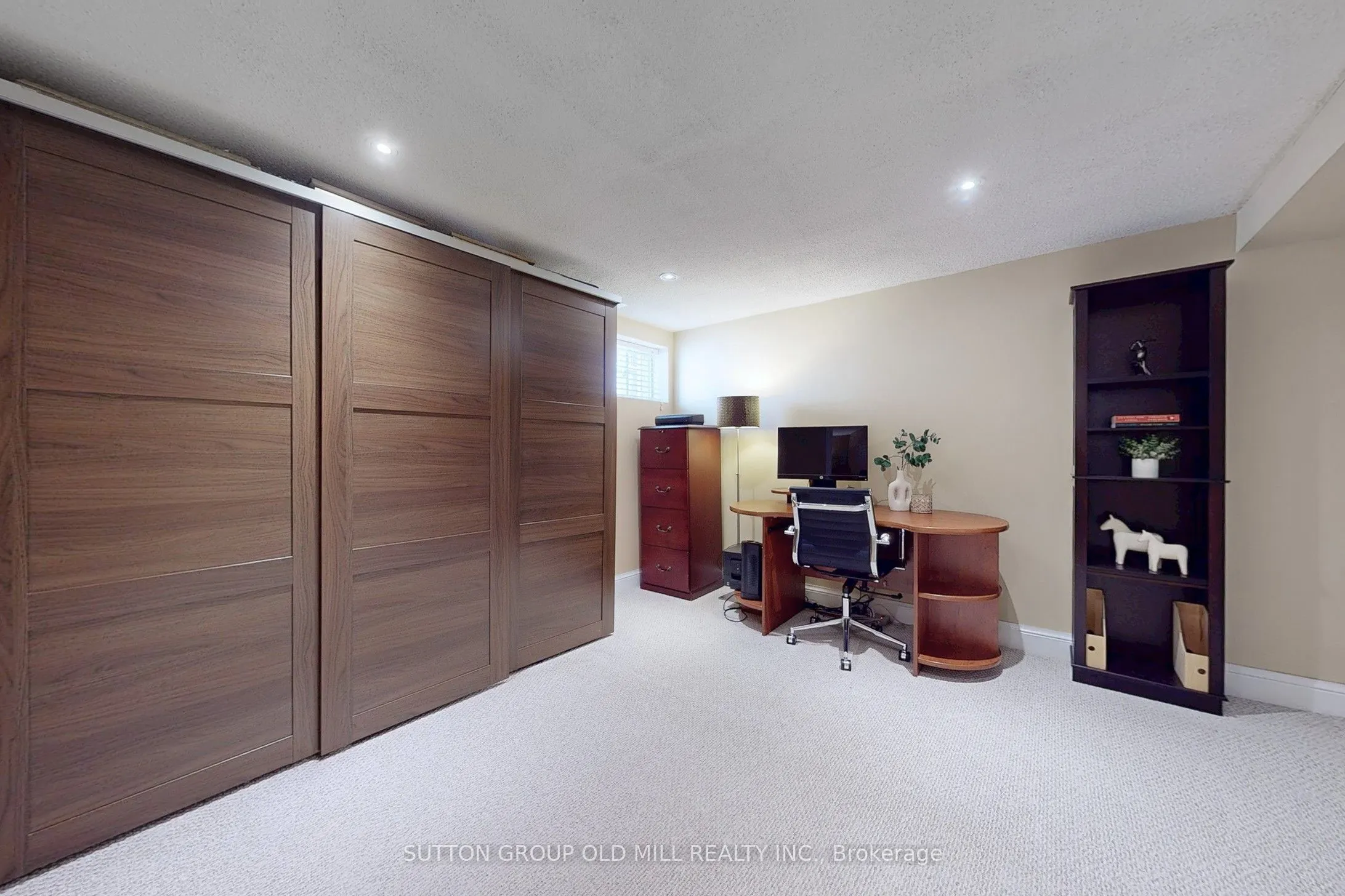 83 Allanbrooke Drive