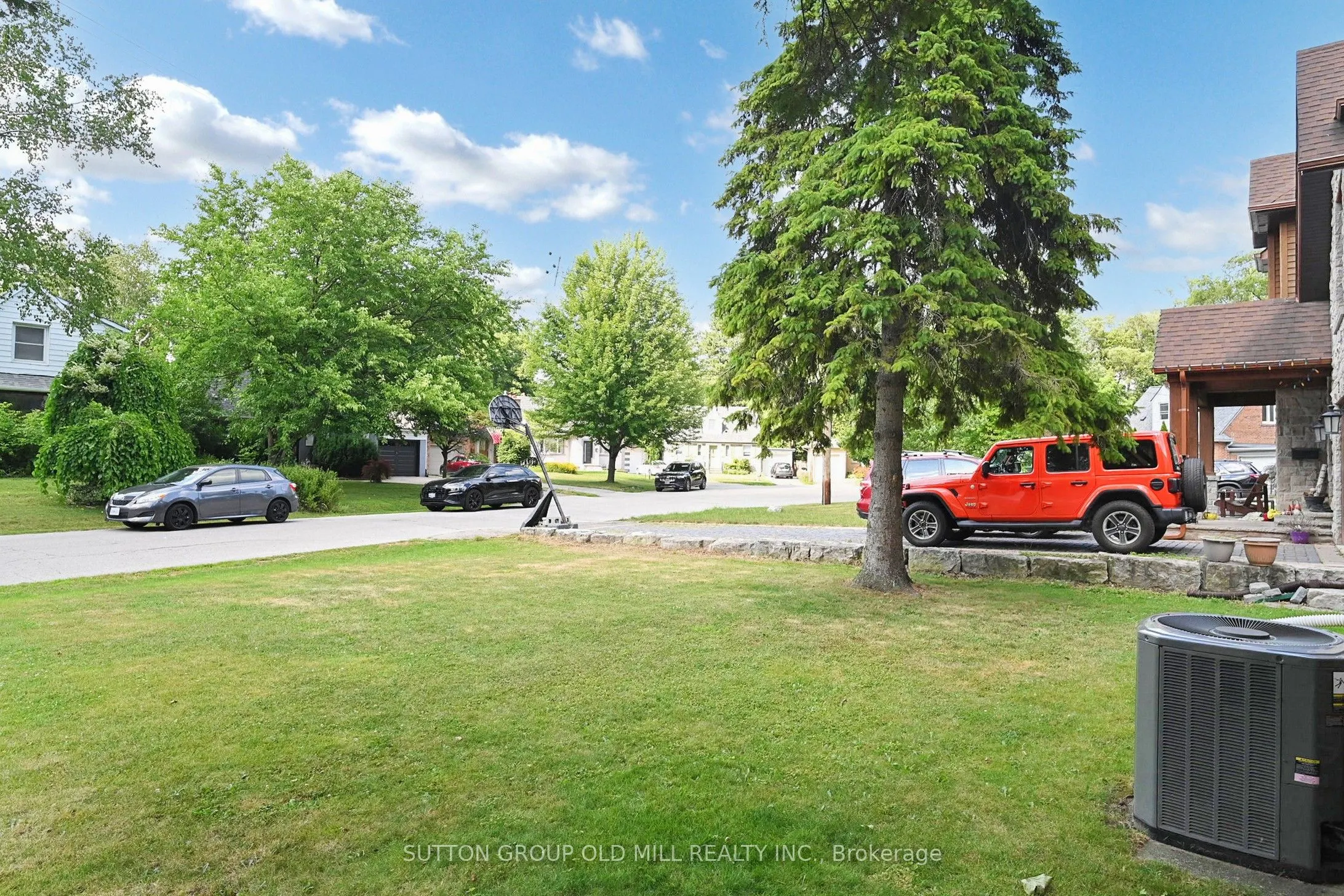 83 Allanbrooke Drive