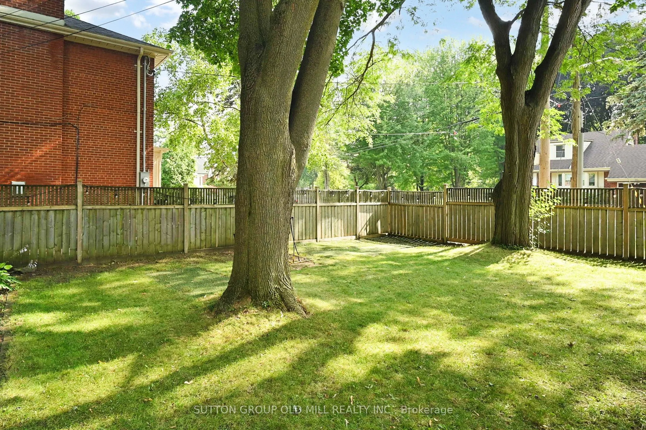 83 Allanbrooke Drive