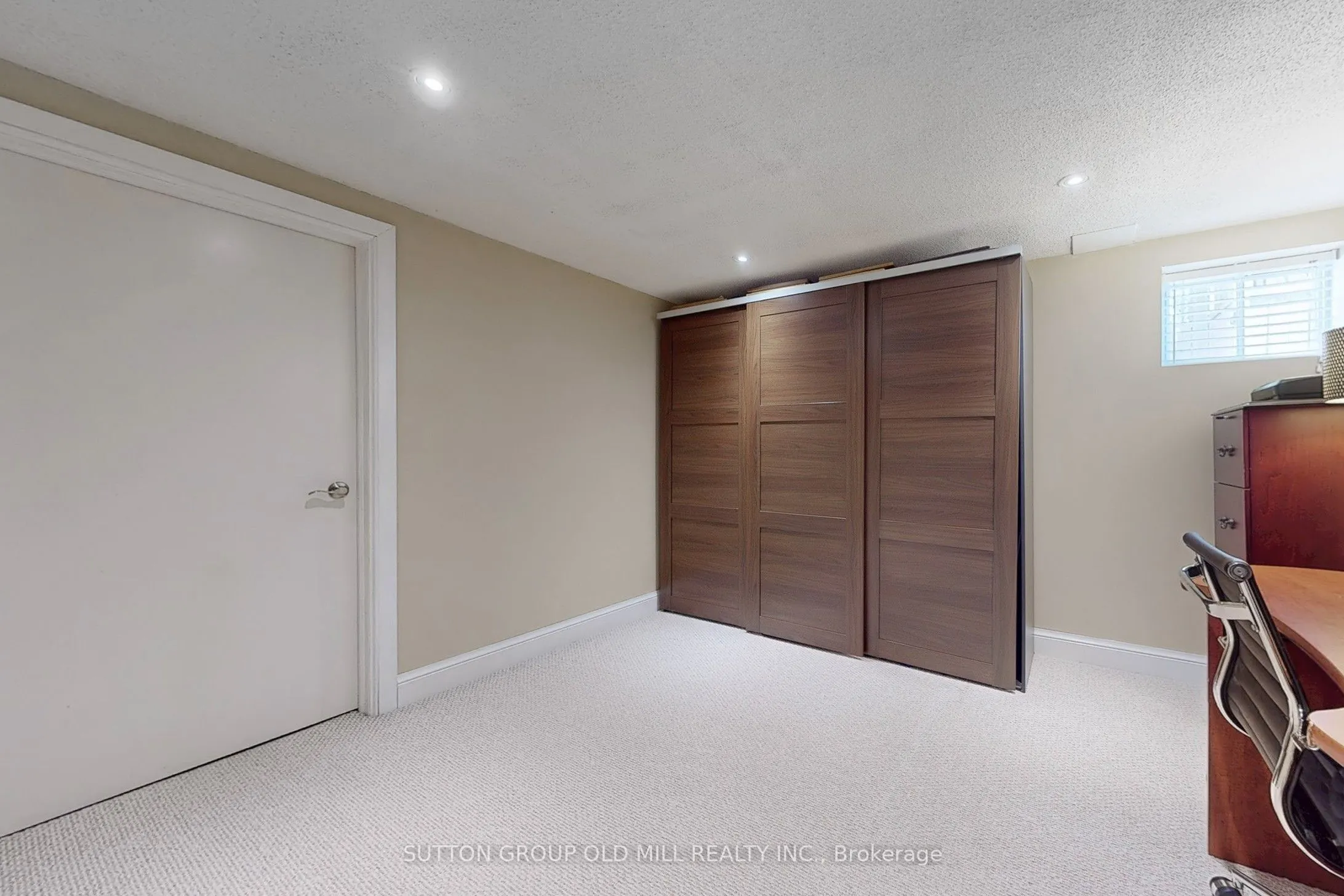 83 Allanbrooke Drive