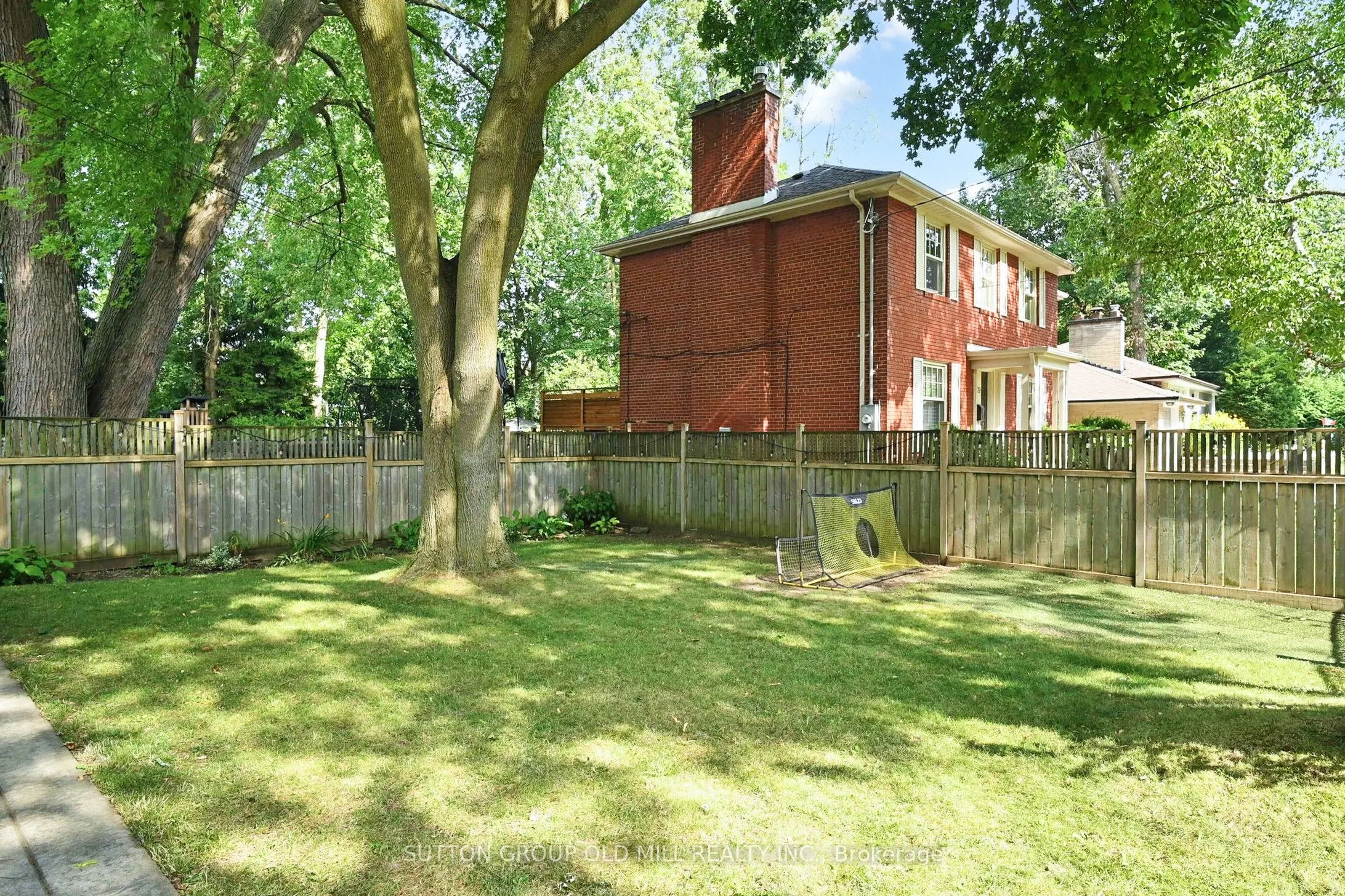 83 Allanbrooke Drive