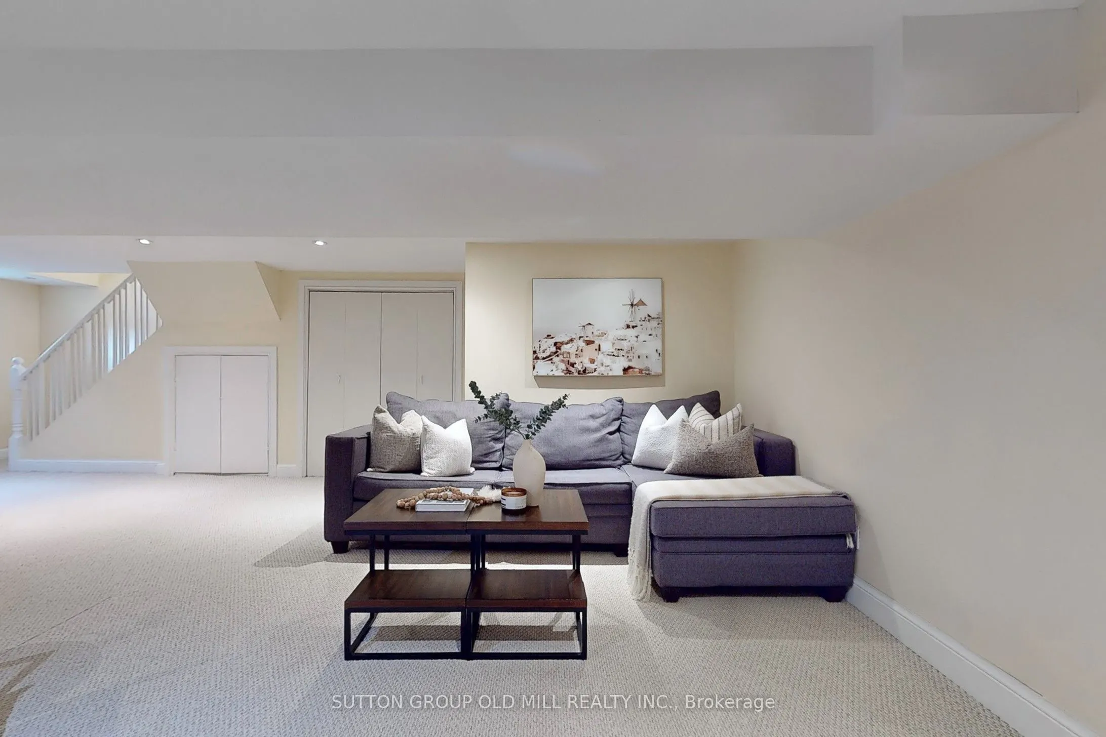 83 Allanbrooke Drive