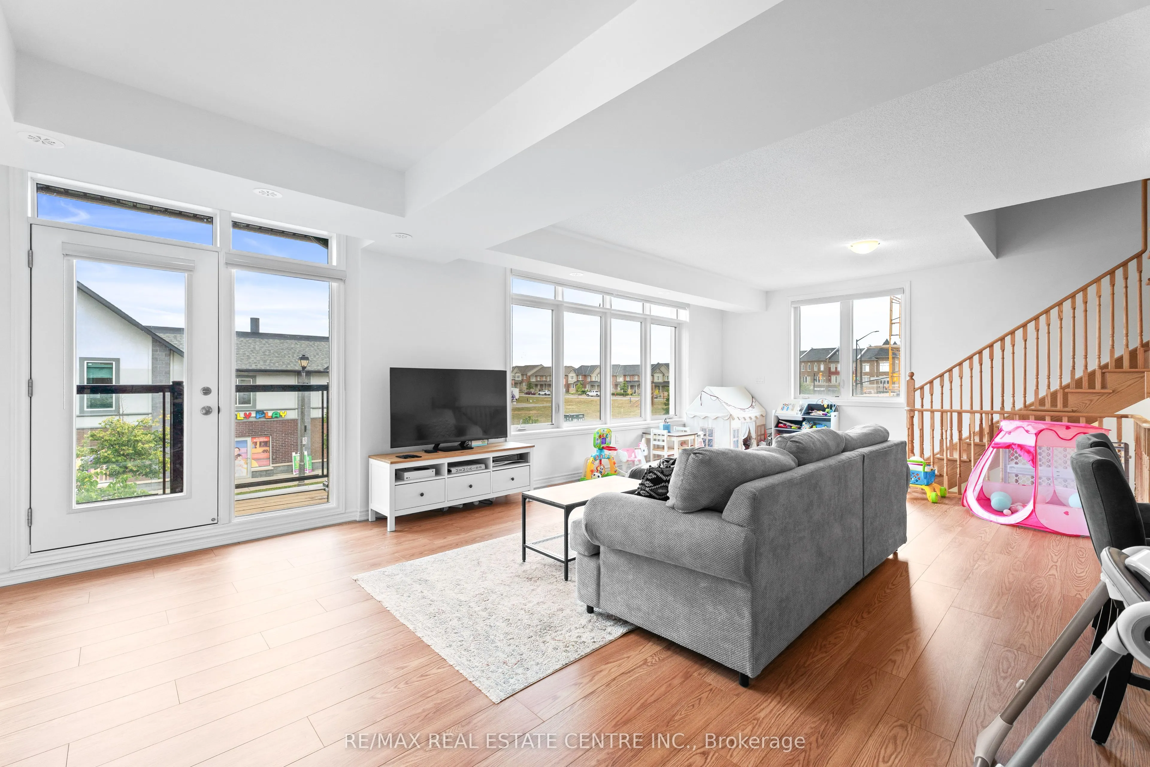405 Dougall Avenue