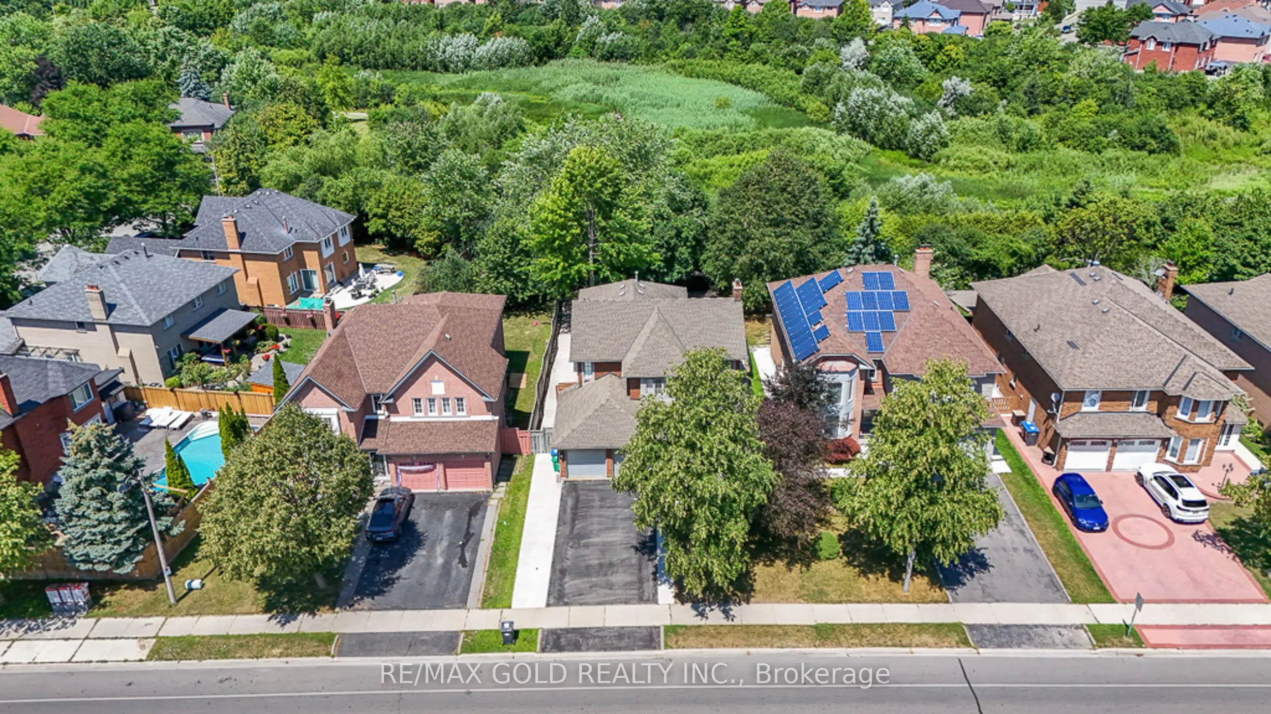 20 Mountainberry Road