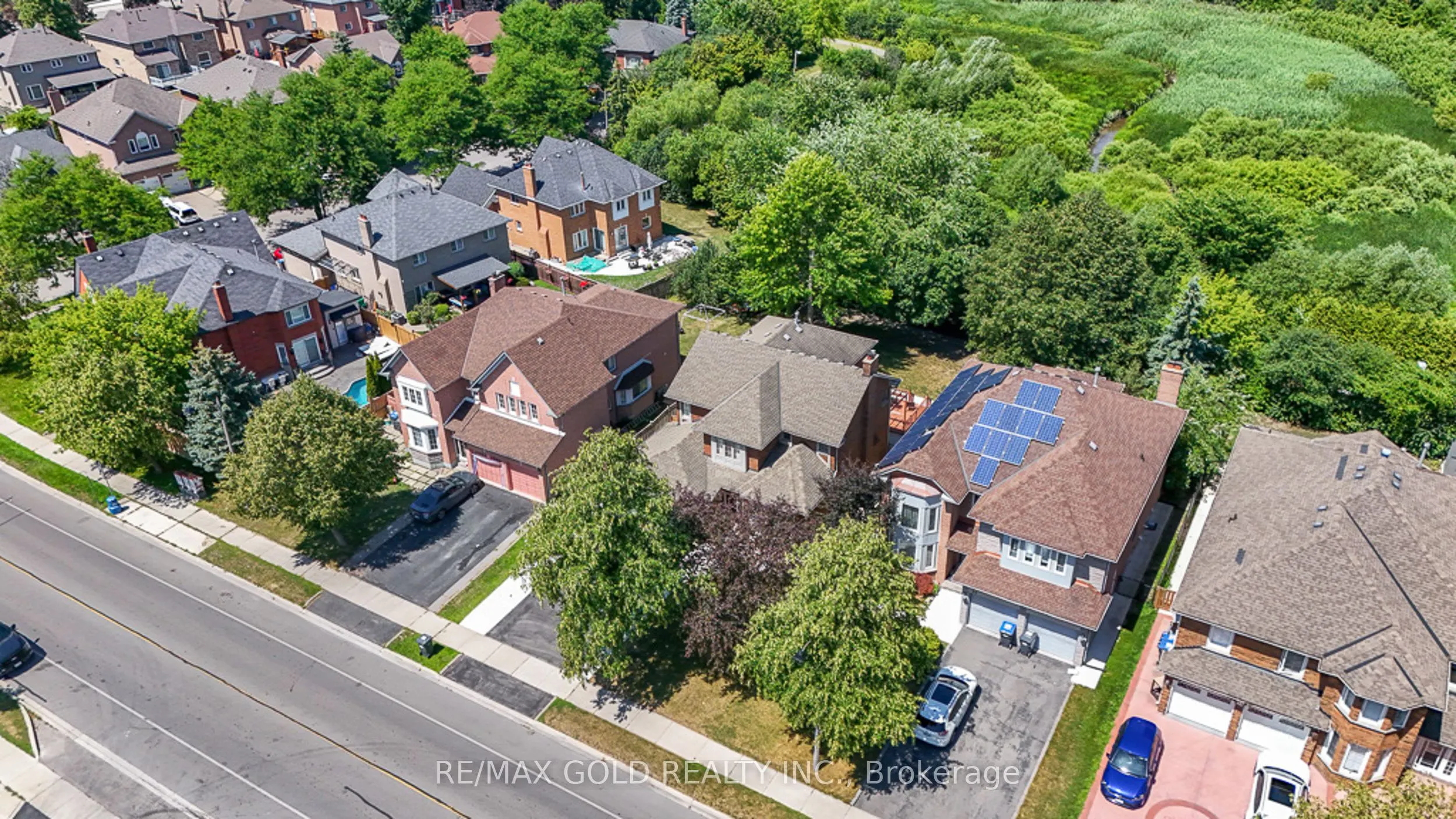 20 Mountainberry Road