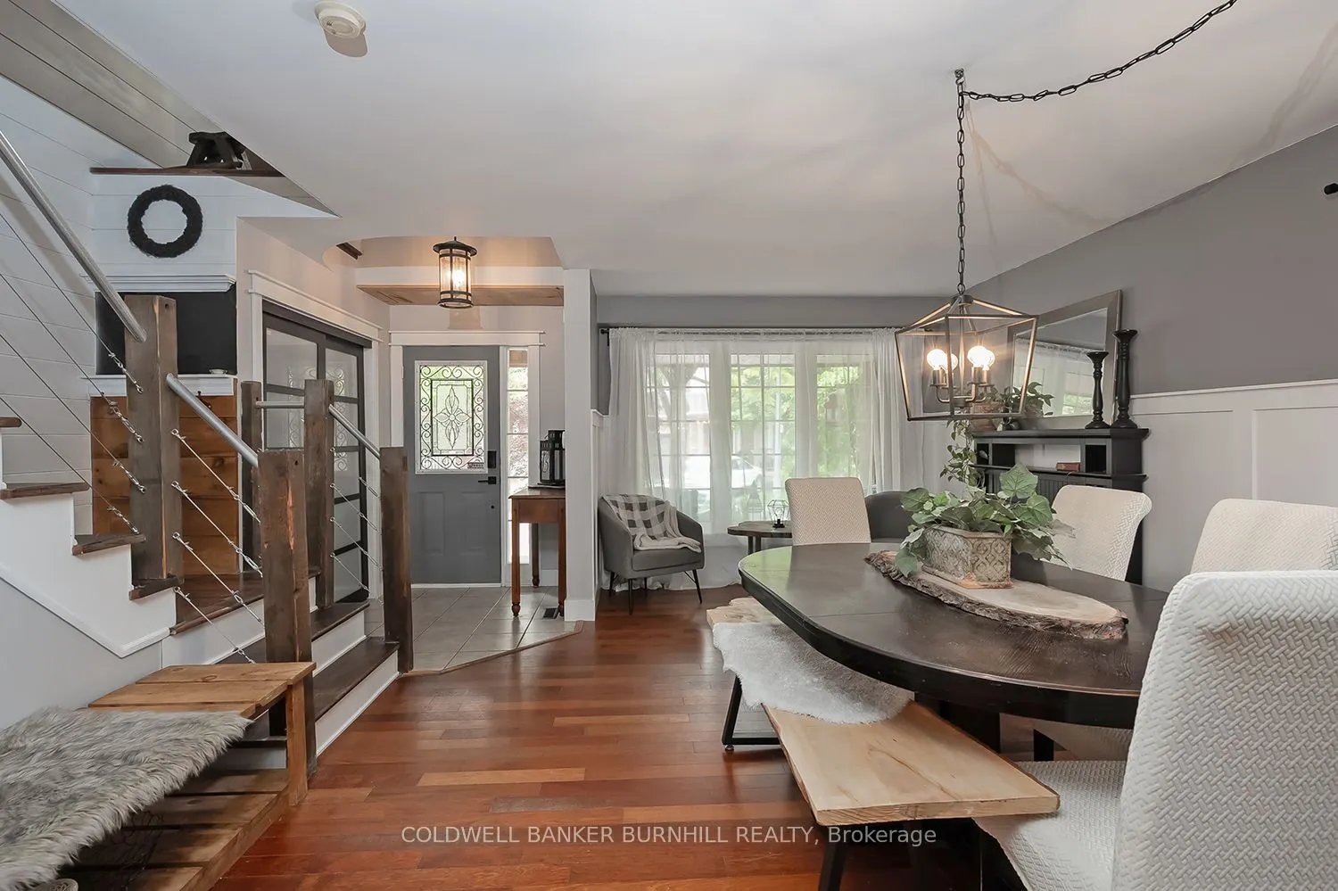 2214 KENNETH Crescent