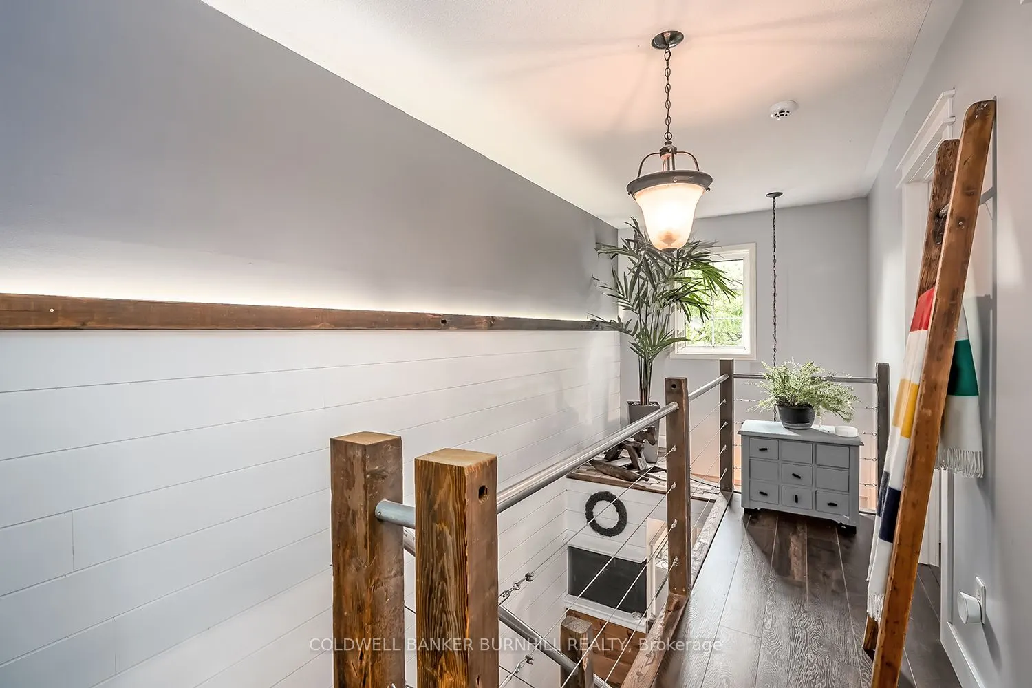 2214 KENNETH Crescent