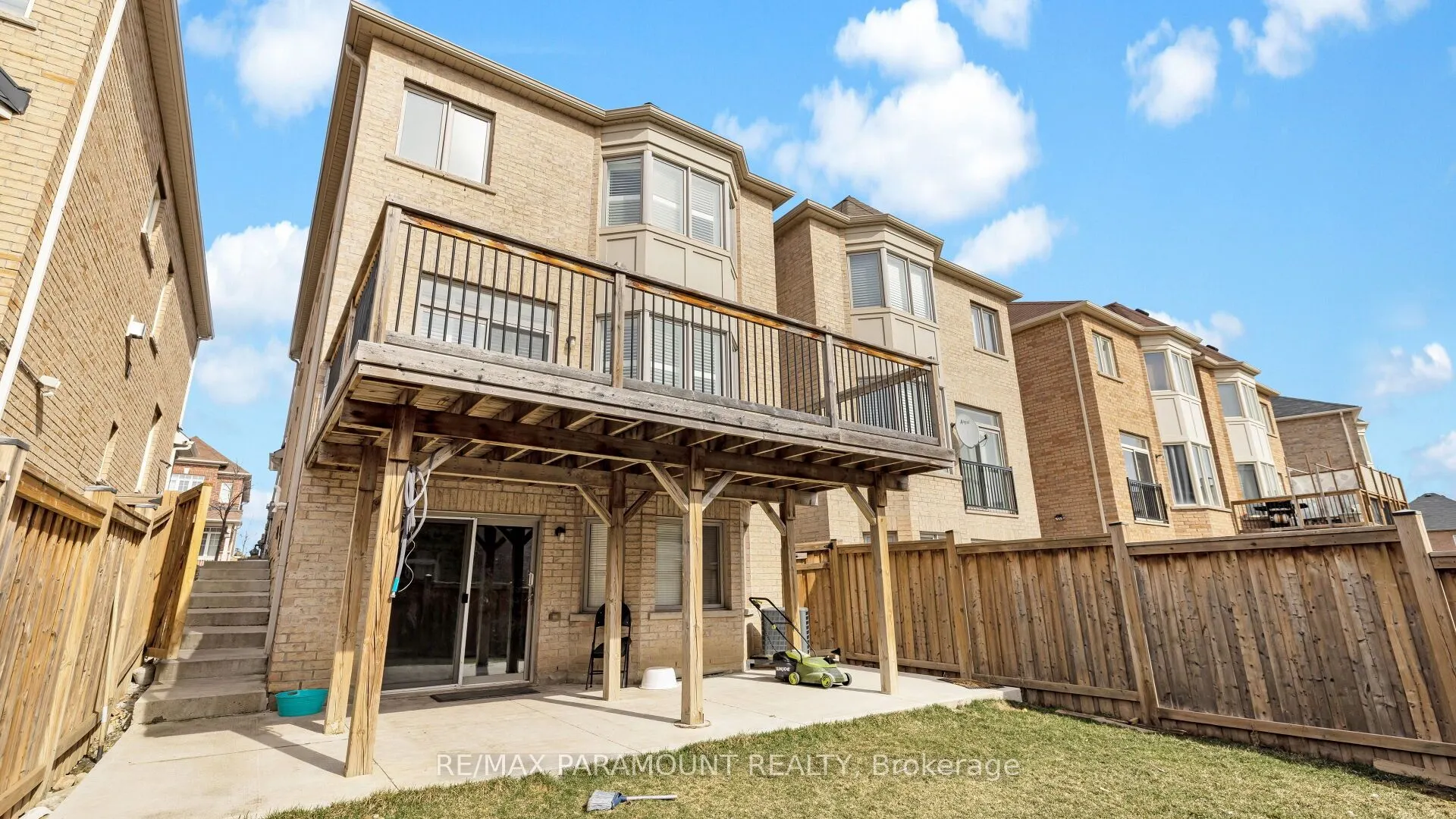 102 Allegro Drive, ## Upper