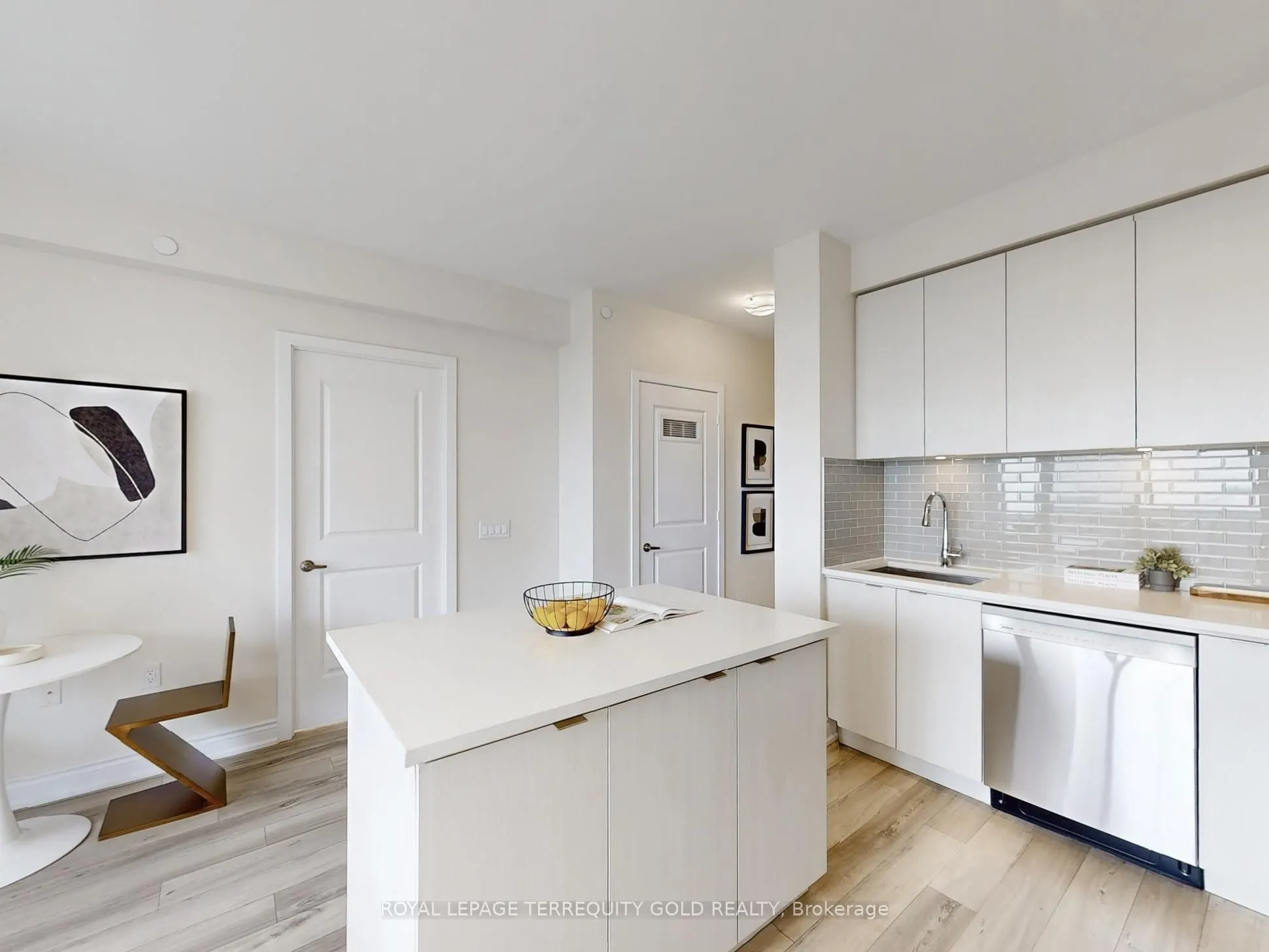 4699 Glen Erin Drive, #1703