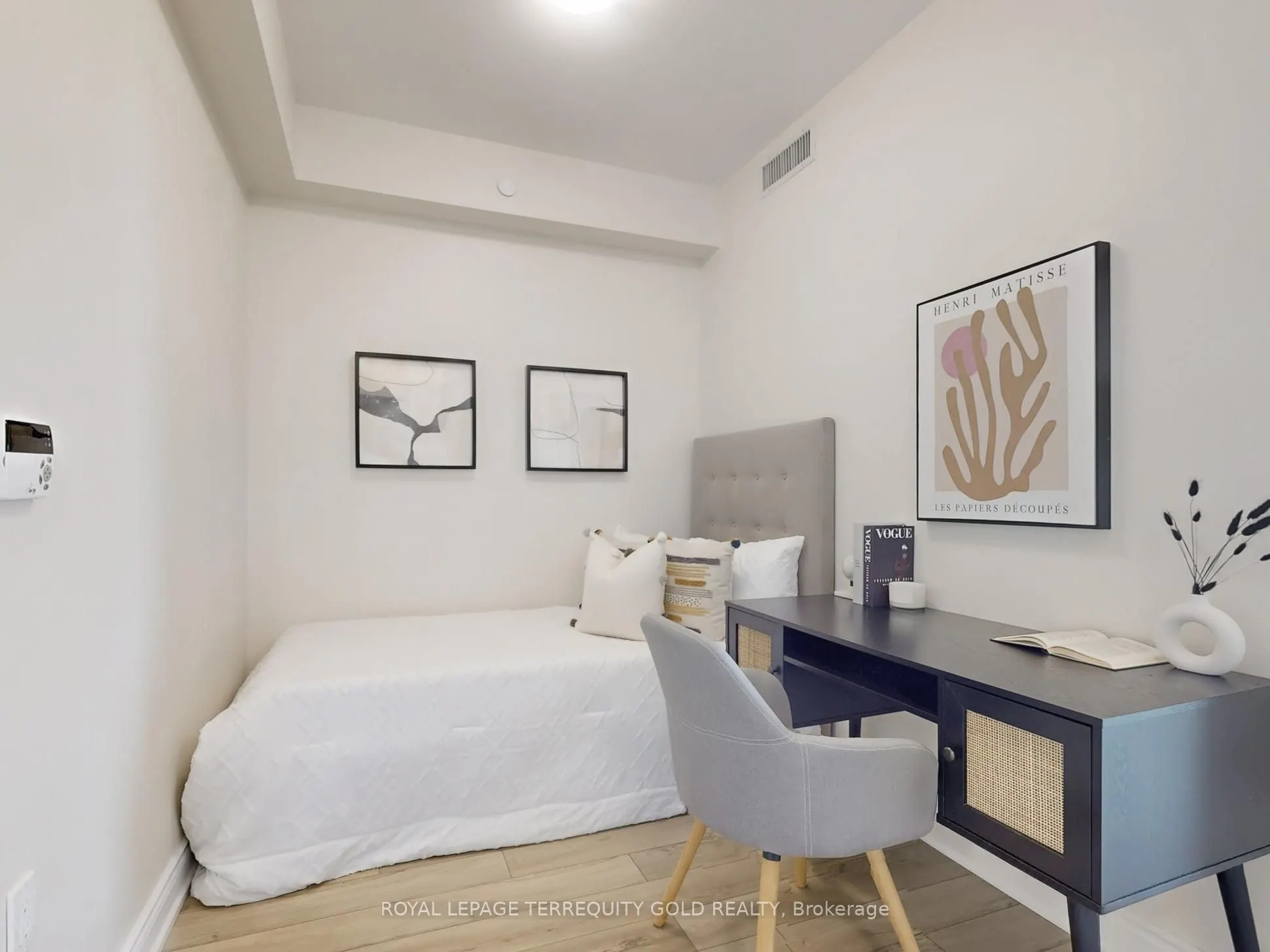 4699 Glen Erin Drive, #1703