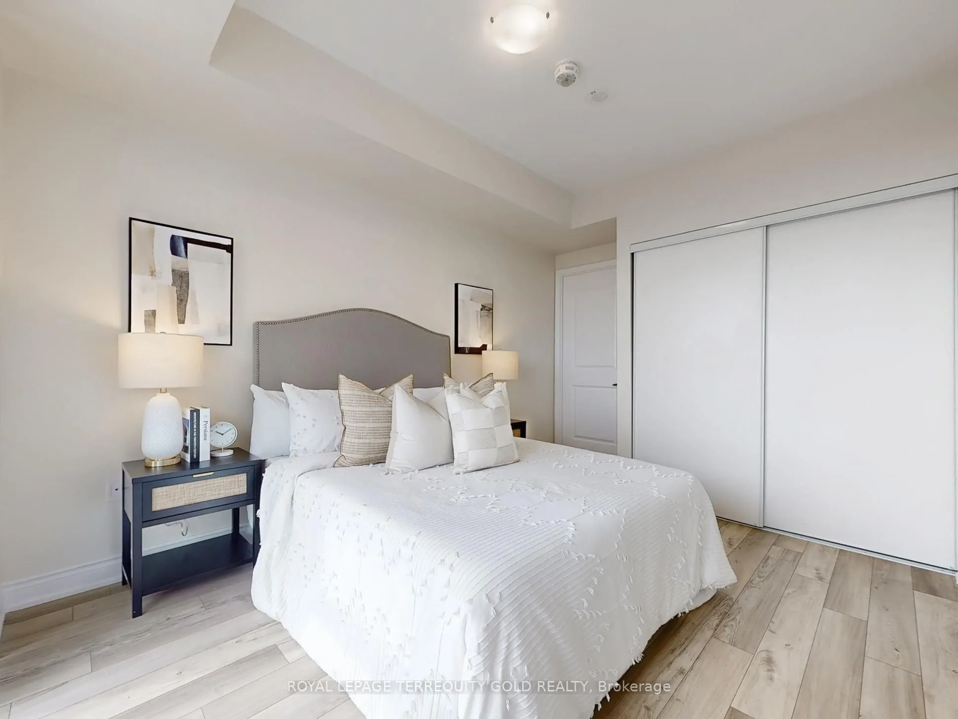 4699 Glen Erin Drive, #1703