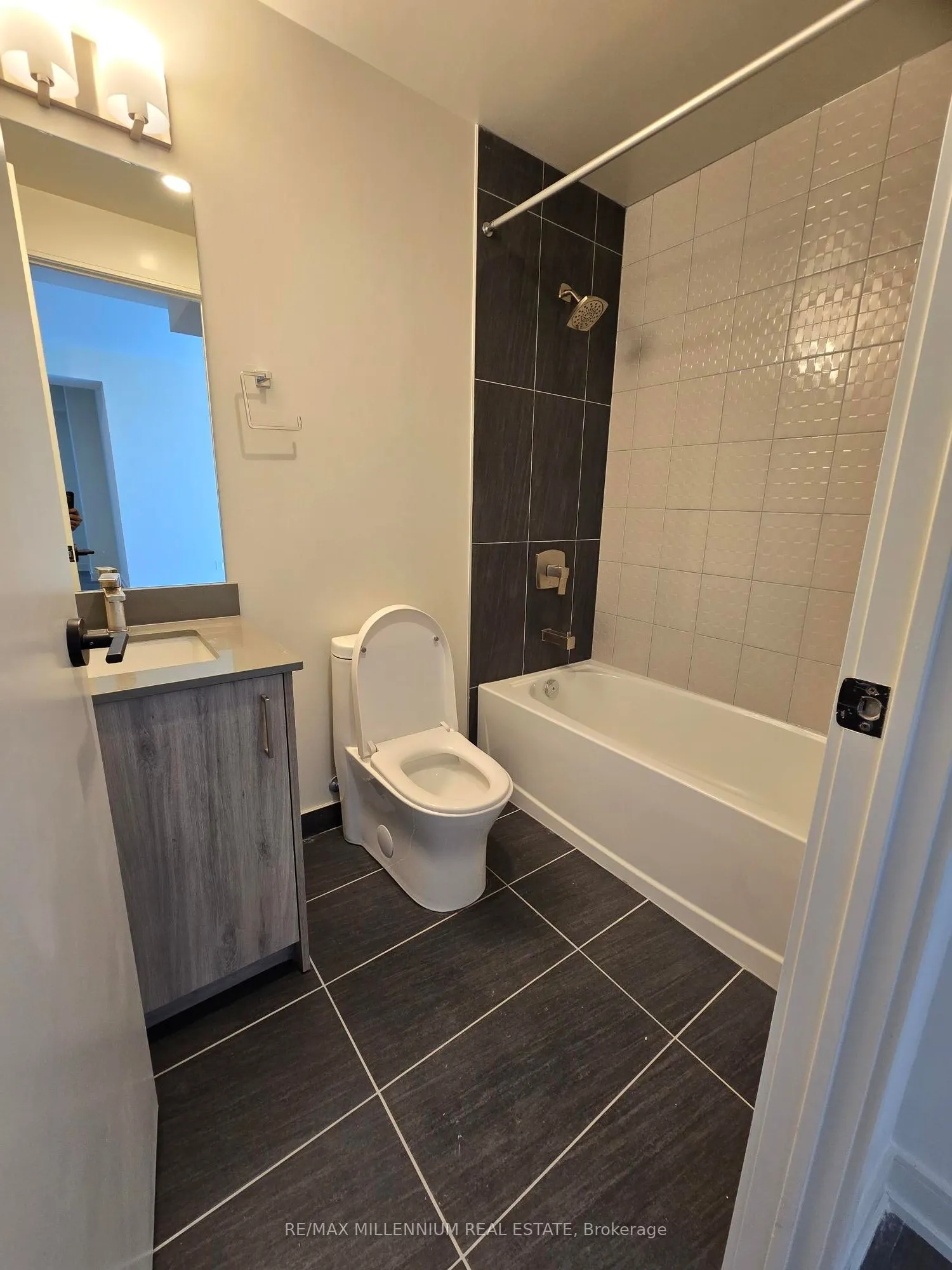 8010 Derry Road, #407