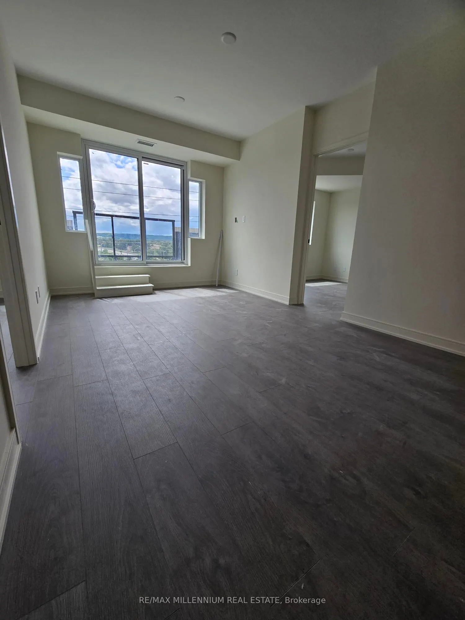 8010 Derry Road, #407