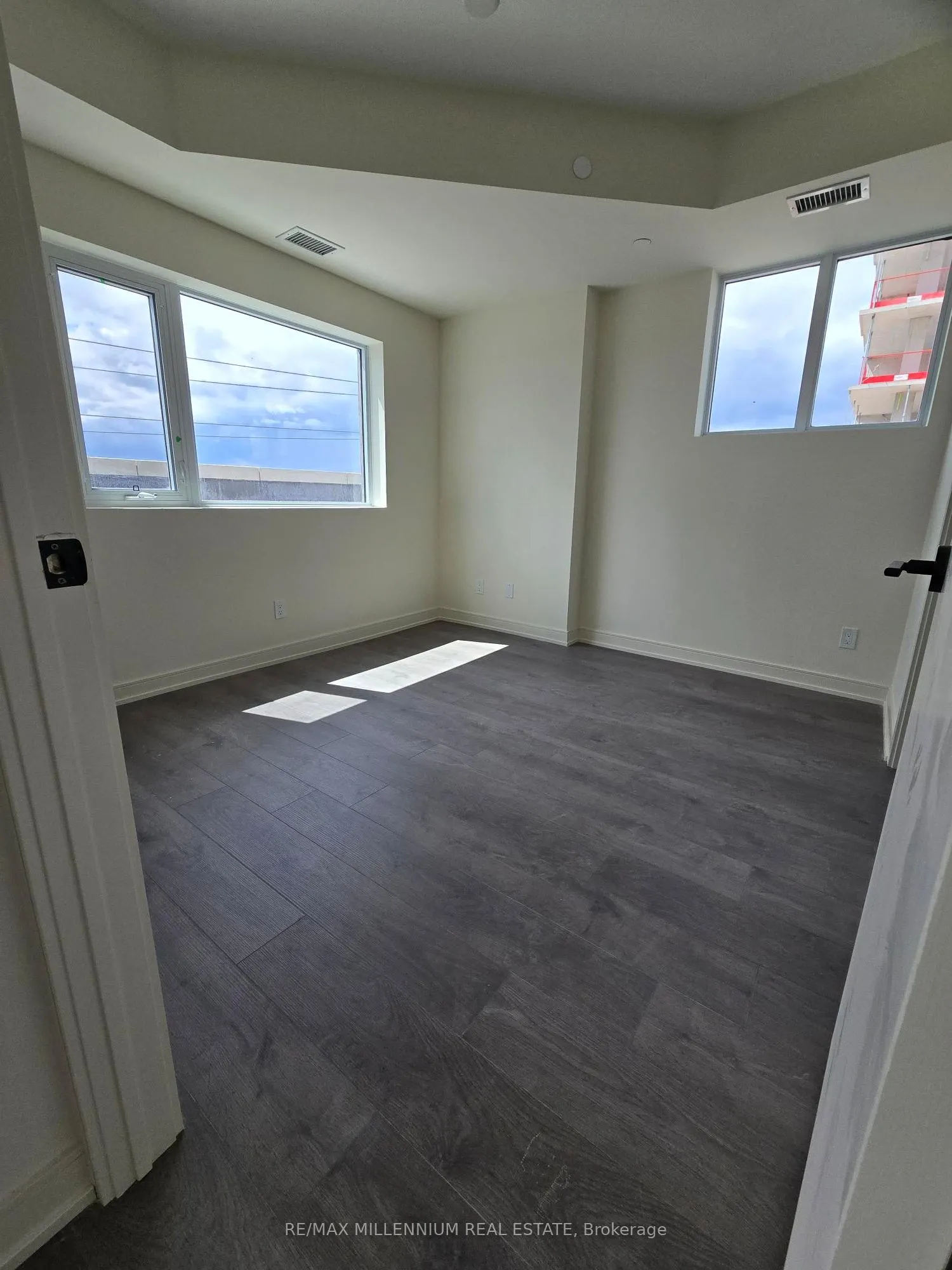 8010 Derry Road, #407