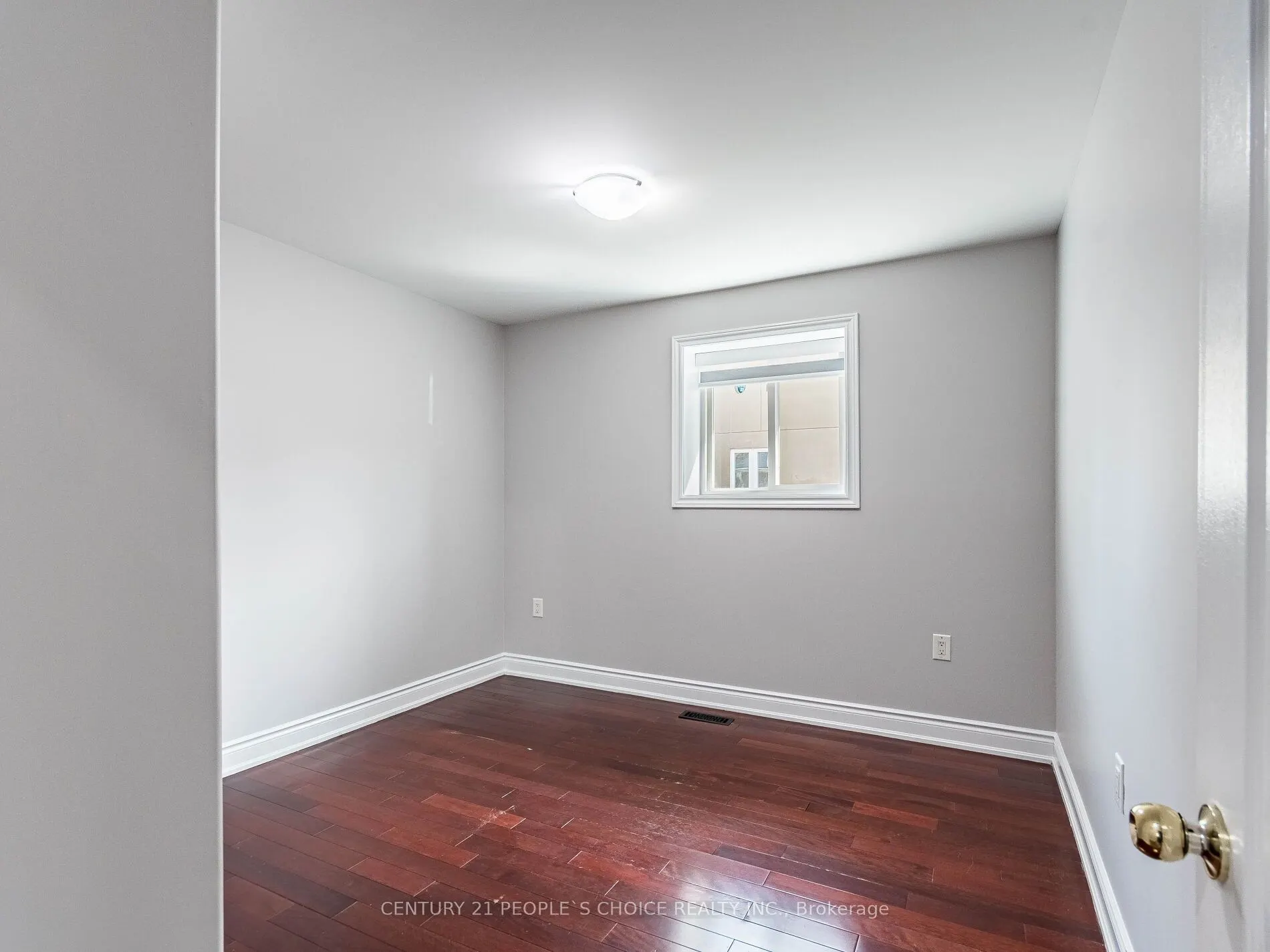 35 Farr Avenue