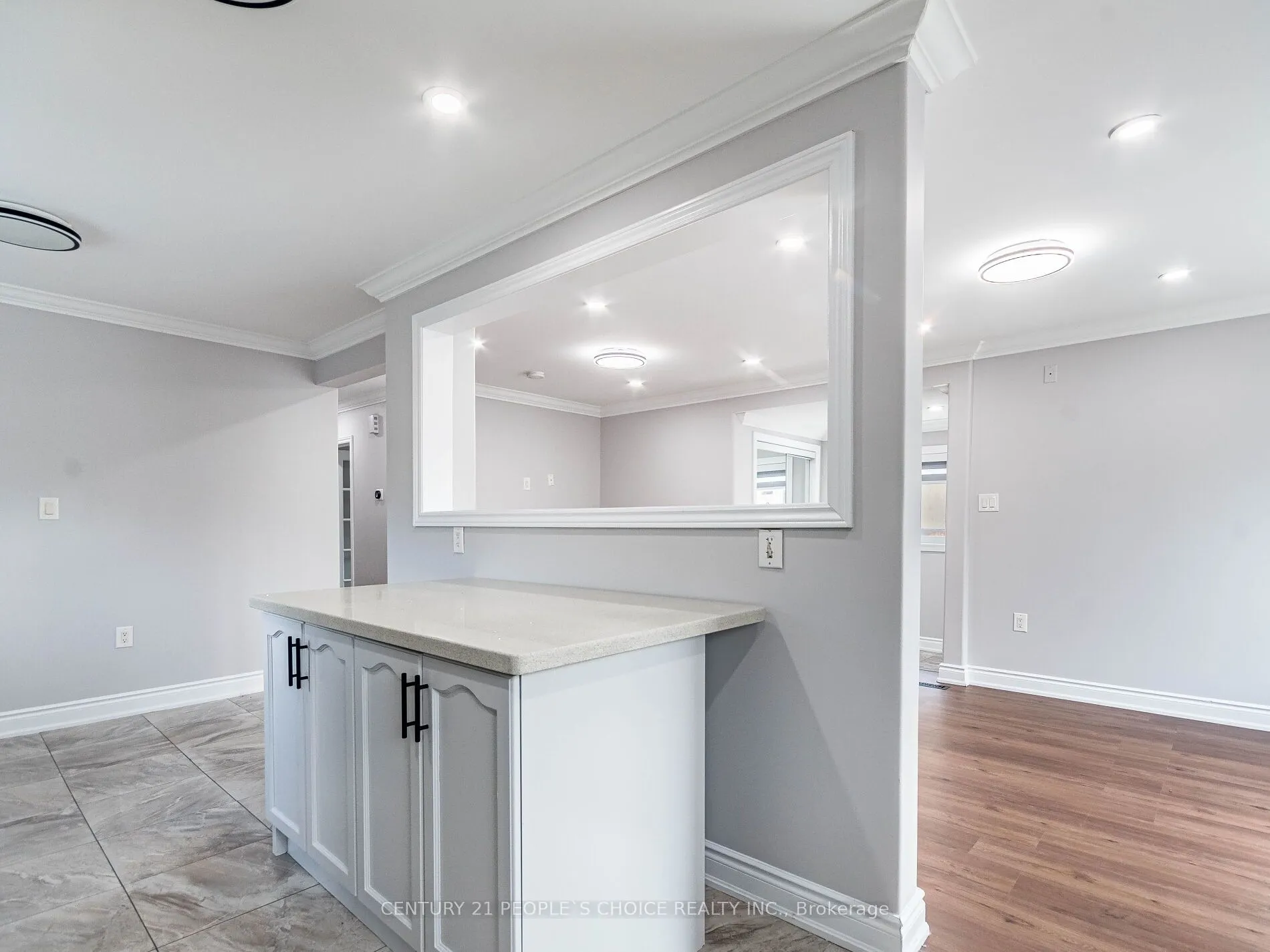 35 Farr Avenue