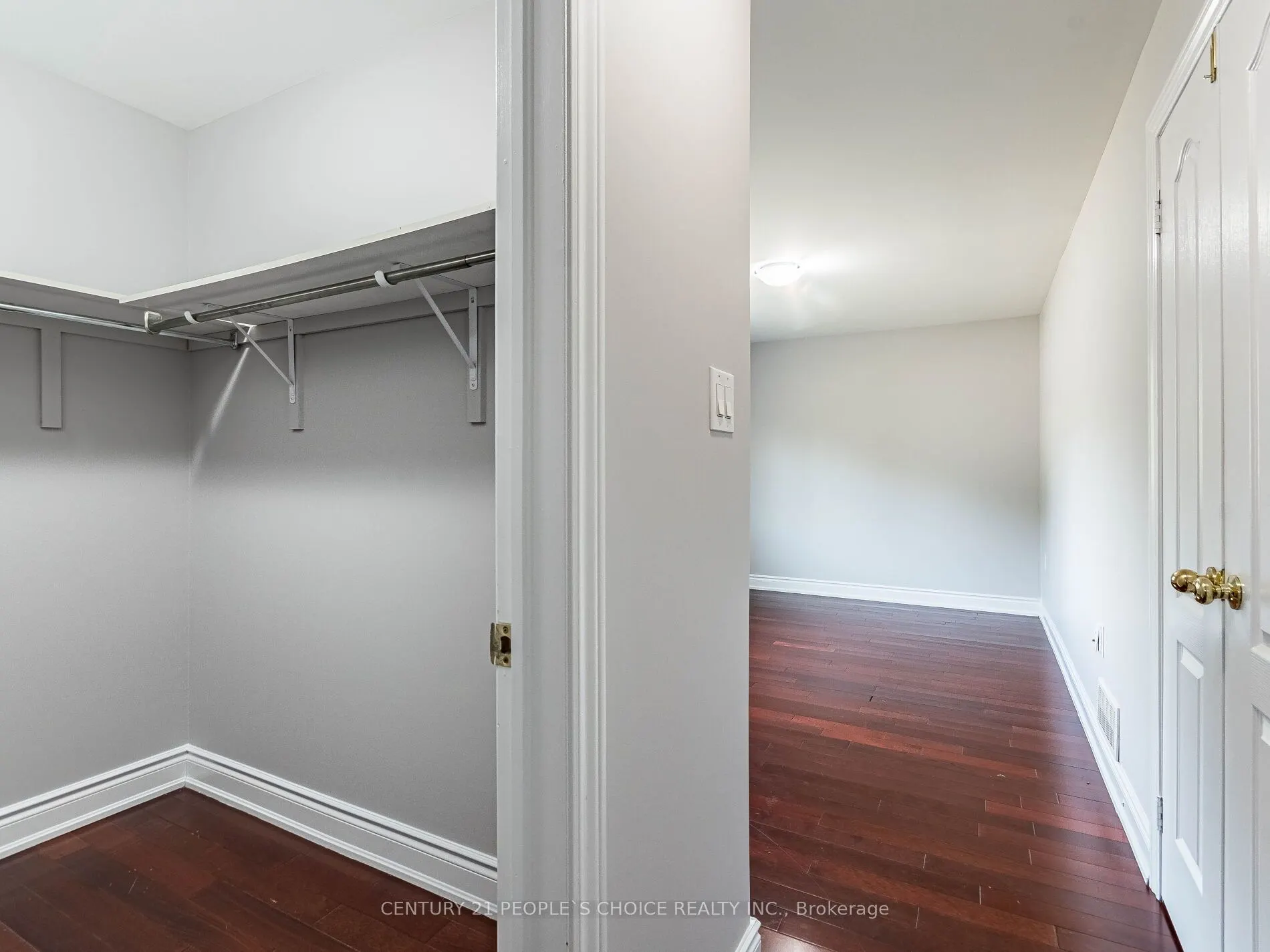 35 Farr Avenue