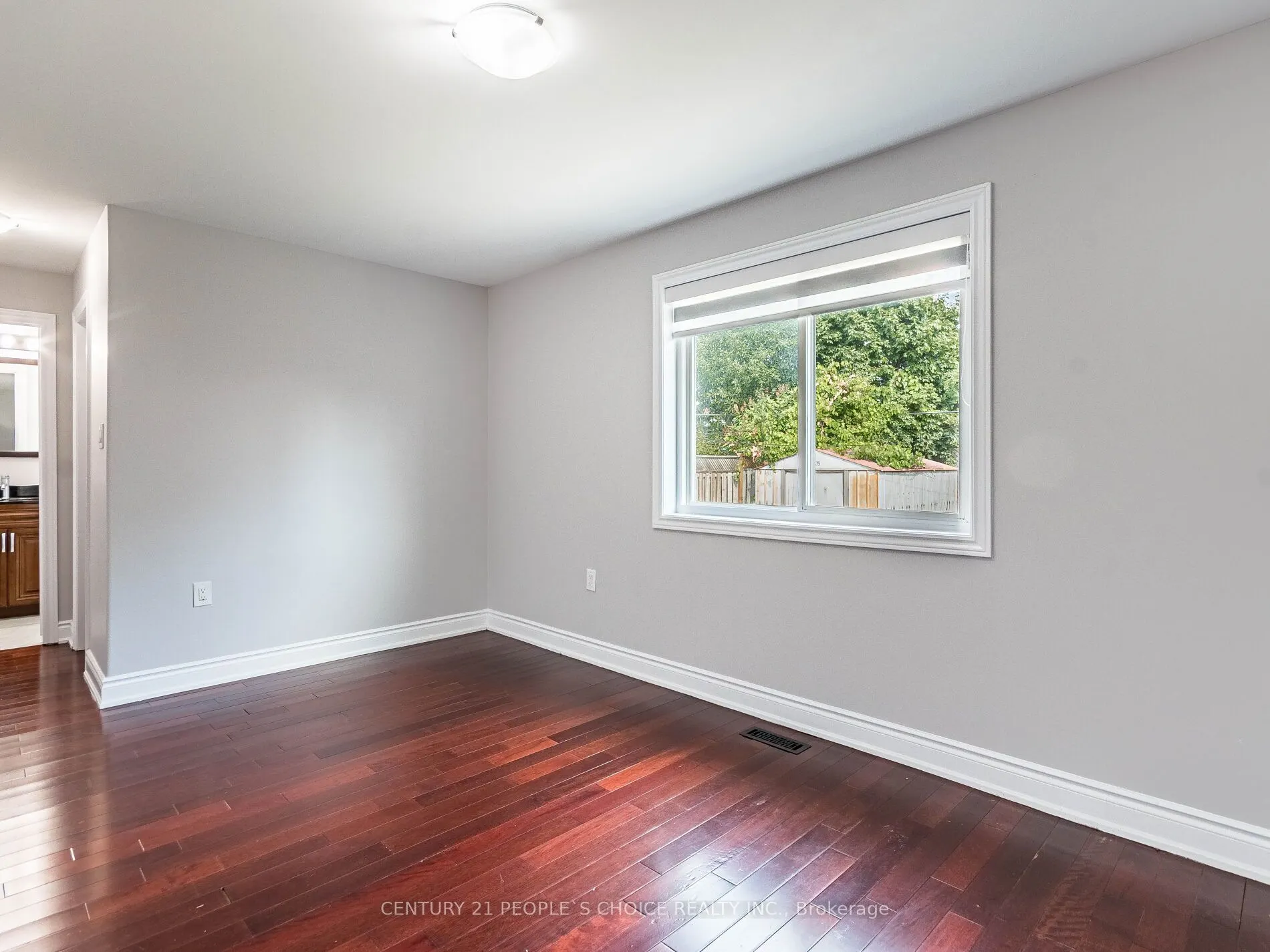 35 Farr Avenue