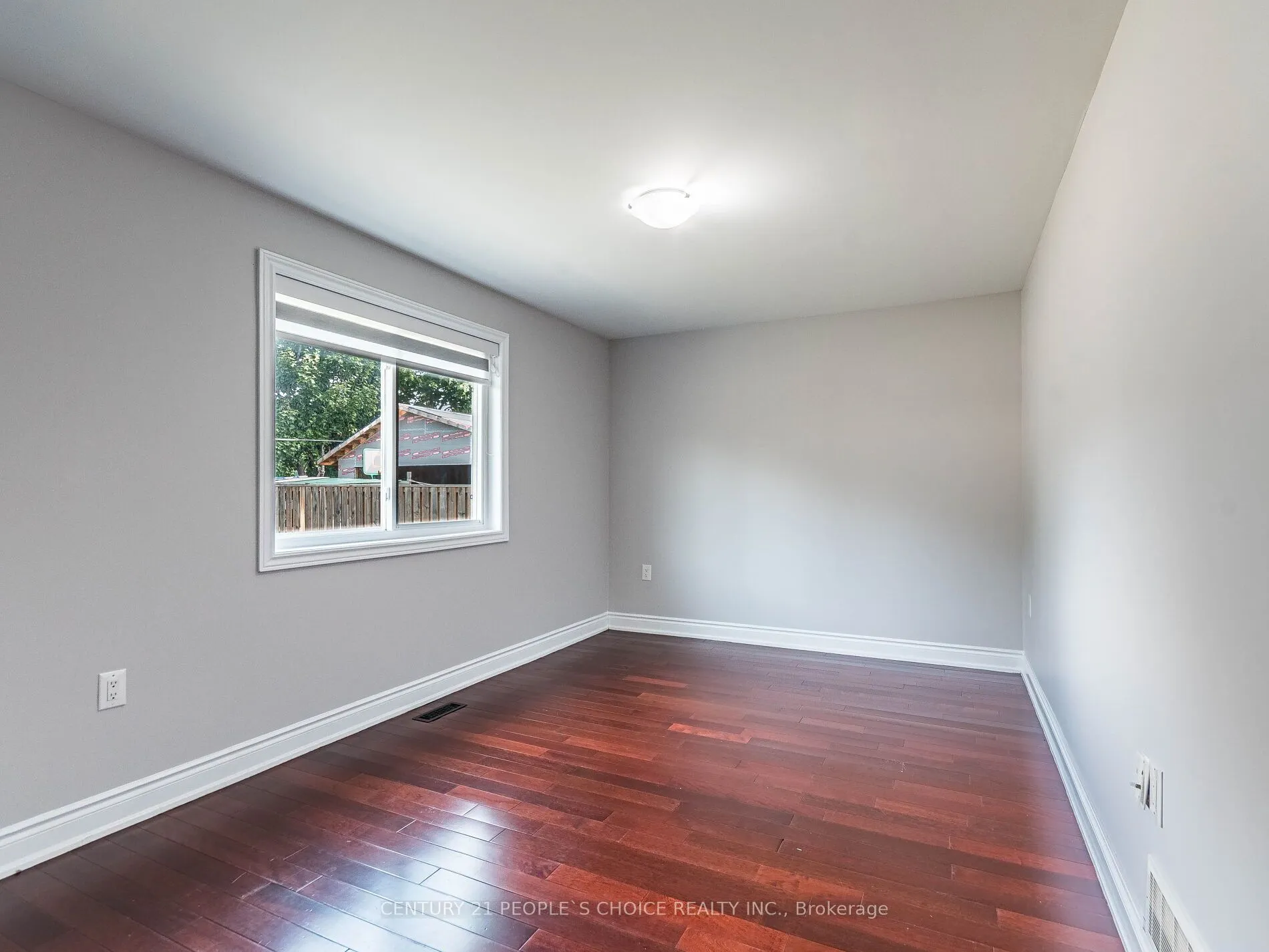 35 Farr Avenue