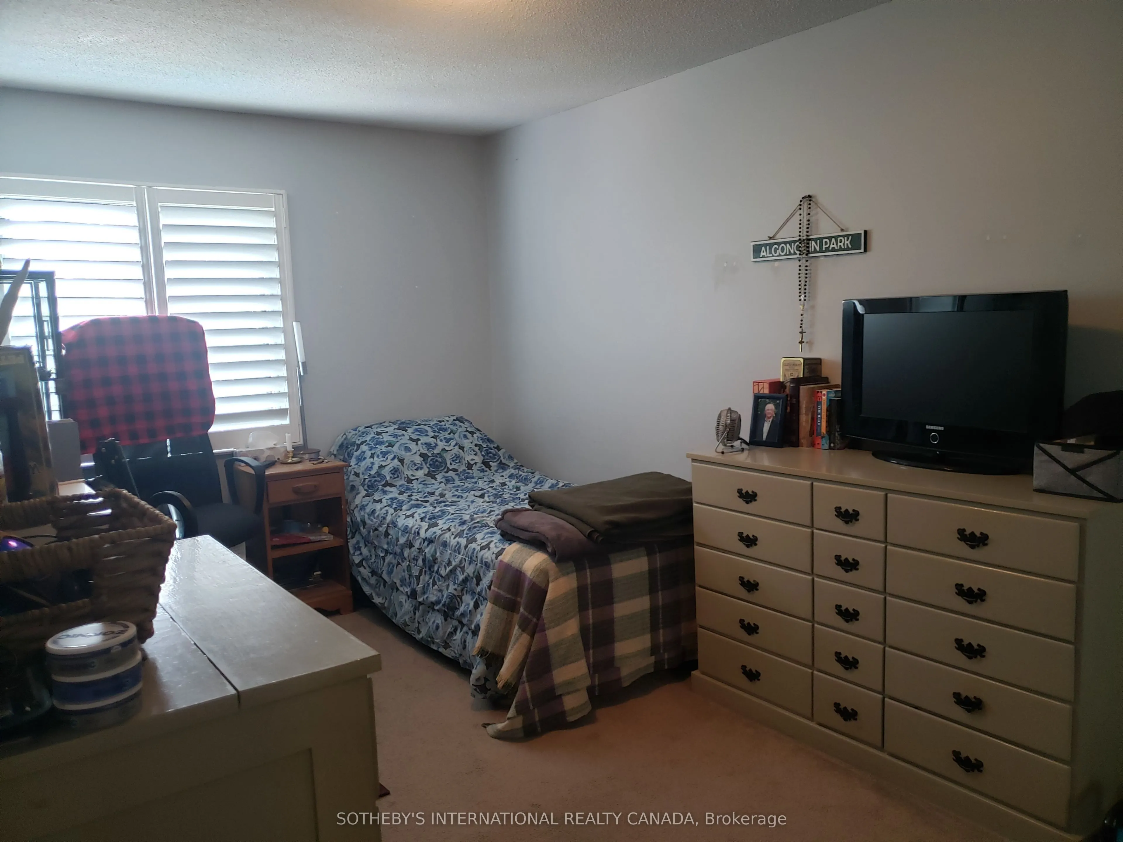 1855 Maple Ridge Drive, #15