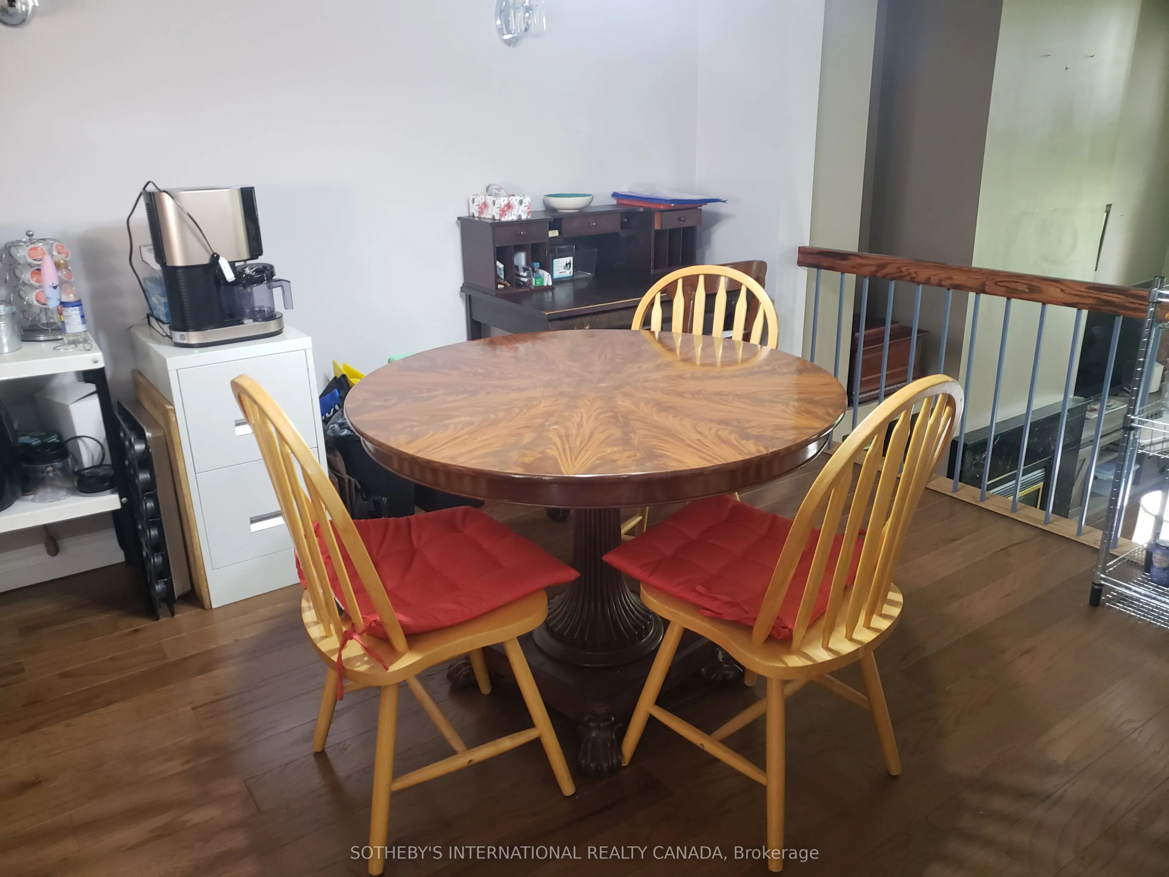 1855 Maple Ridge Drive, #15