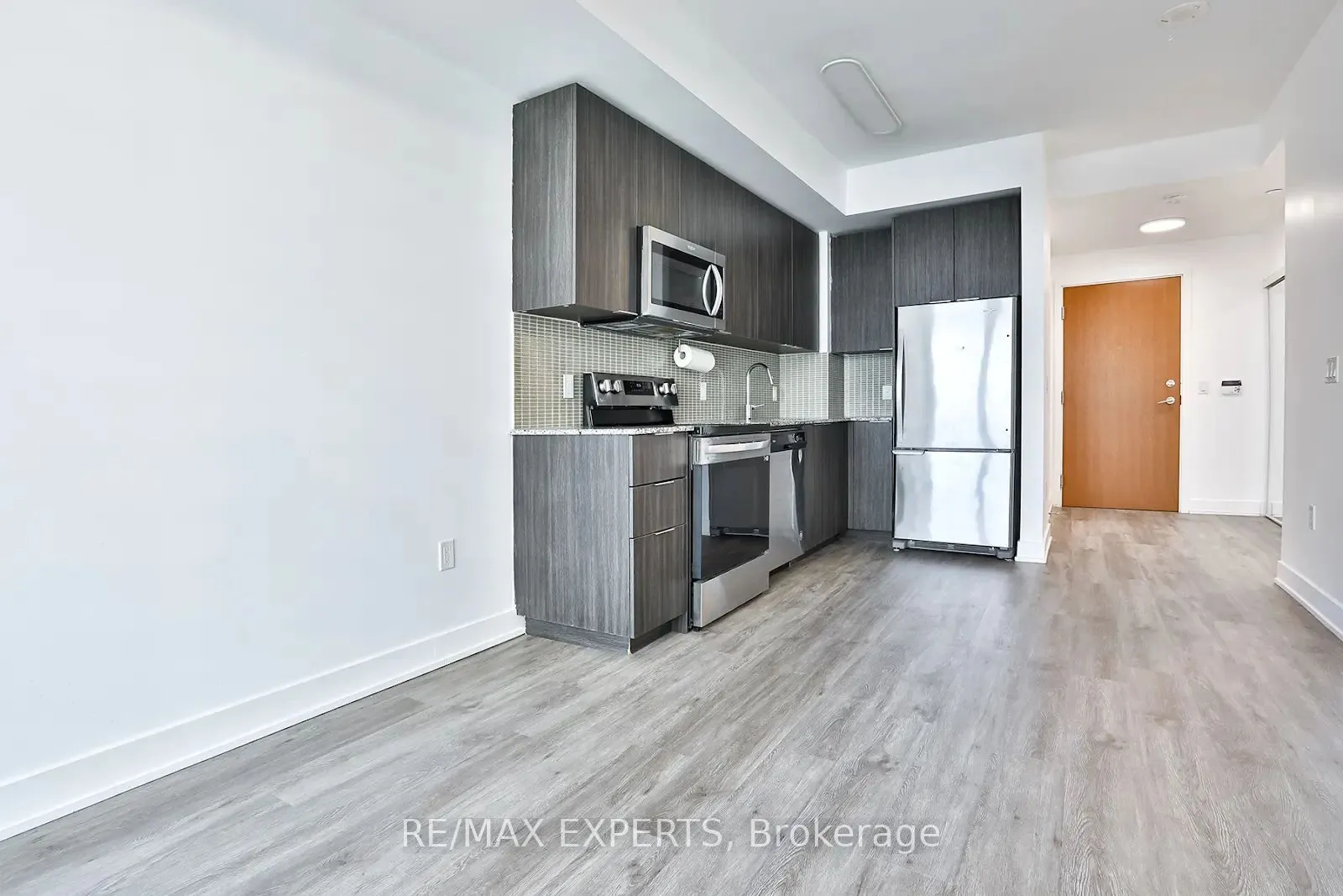 20 Shore Breeze Drive, #3703