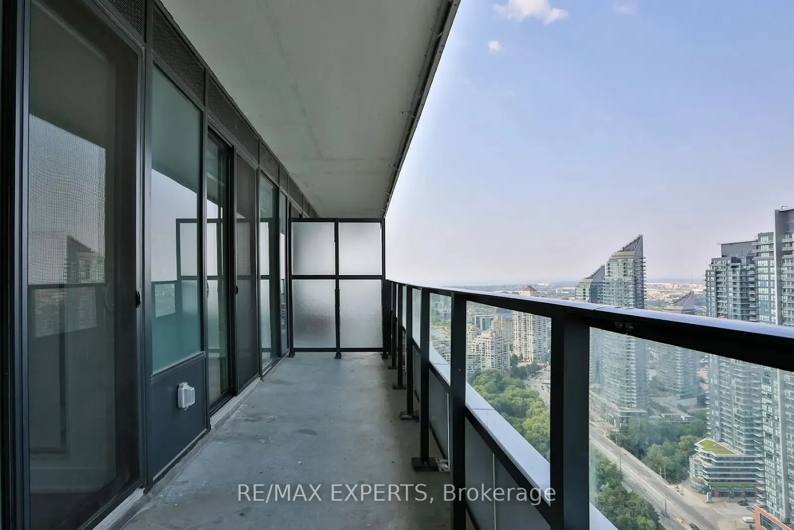 20 Shore Breeze Drive, #3703