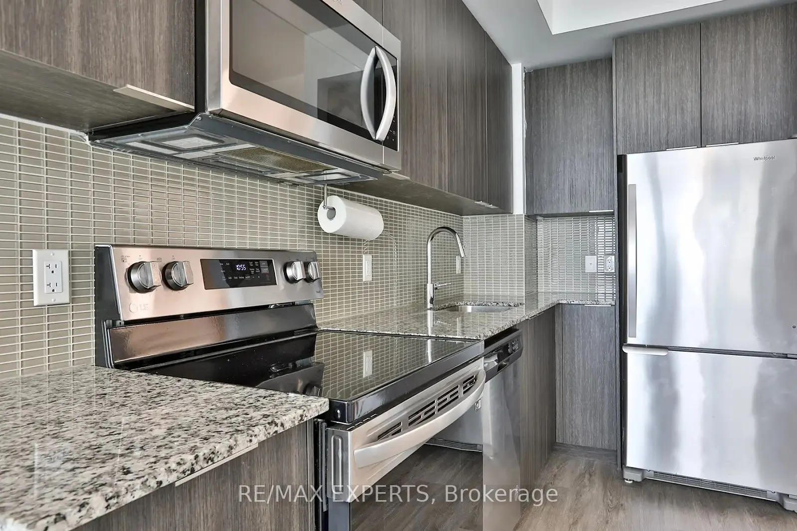 20 Shore Breeze Drive, #3703