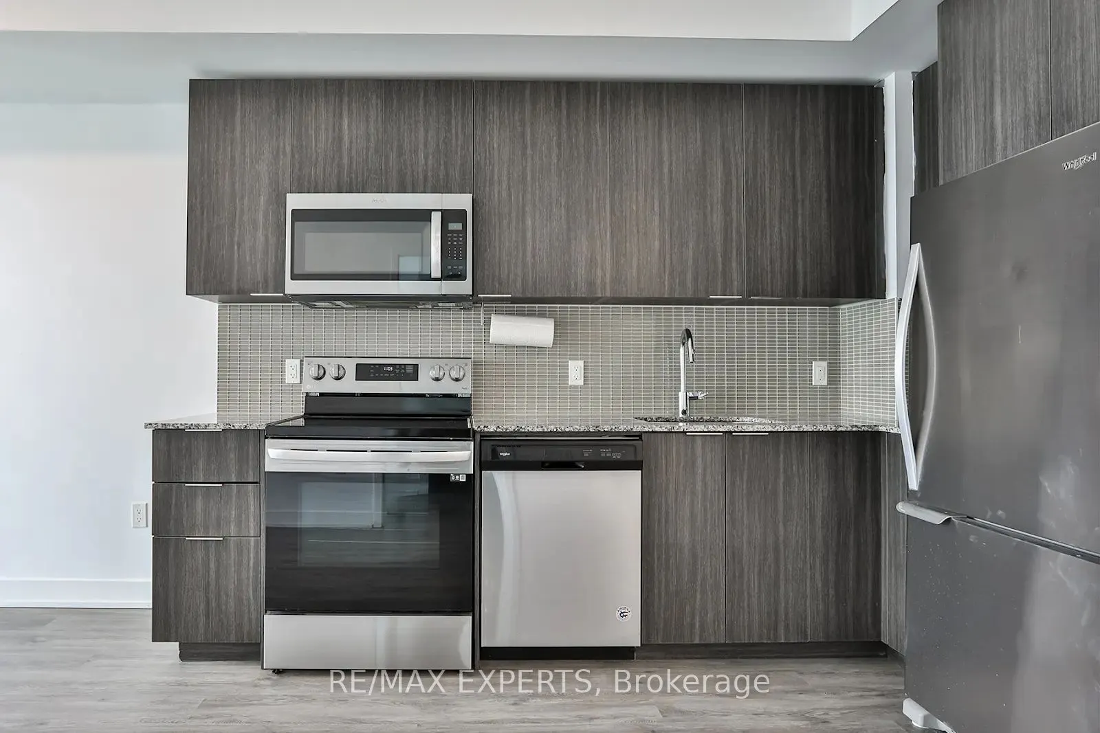 20 Shore Breeze Drive, #3703