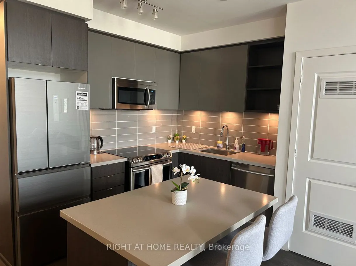 4677 Glen Erin Drive, #901