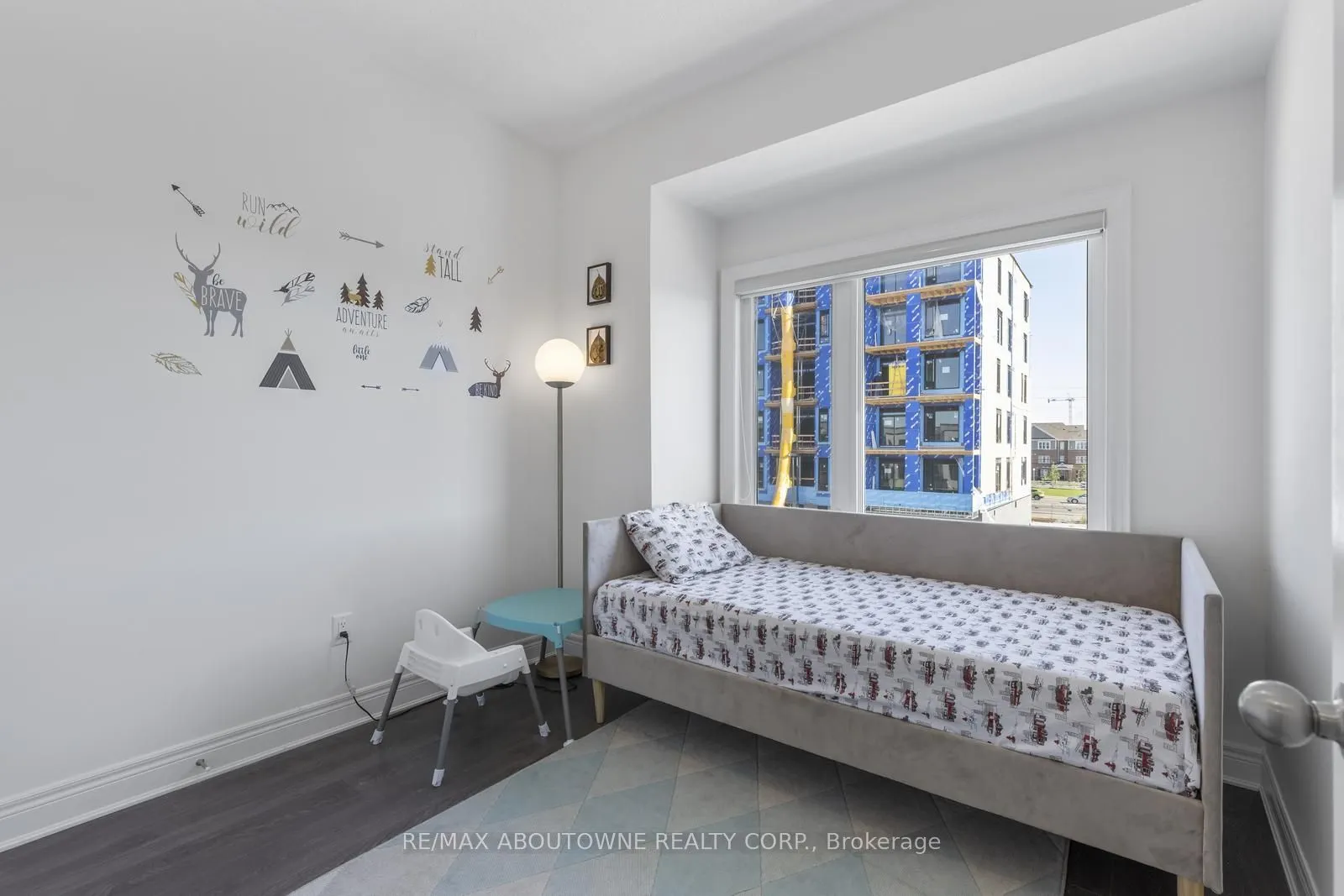 1421 Clarriage Court