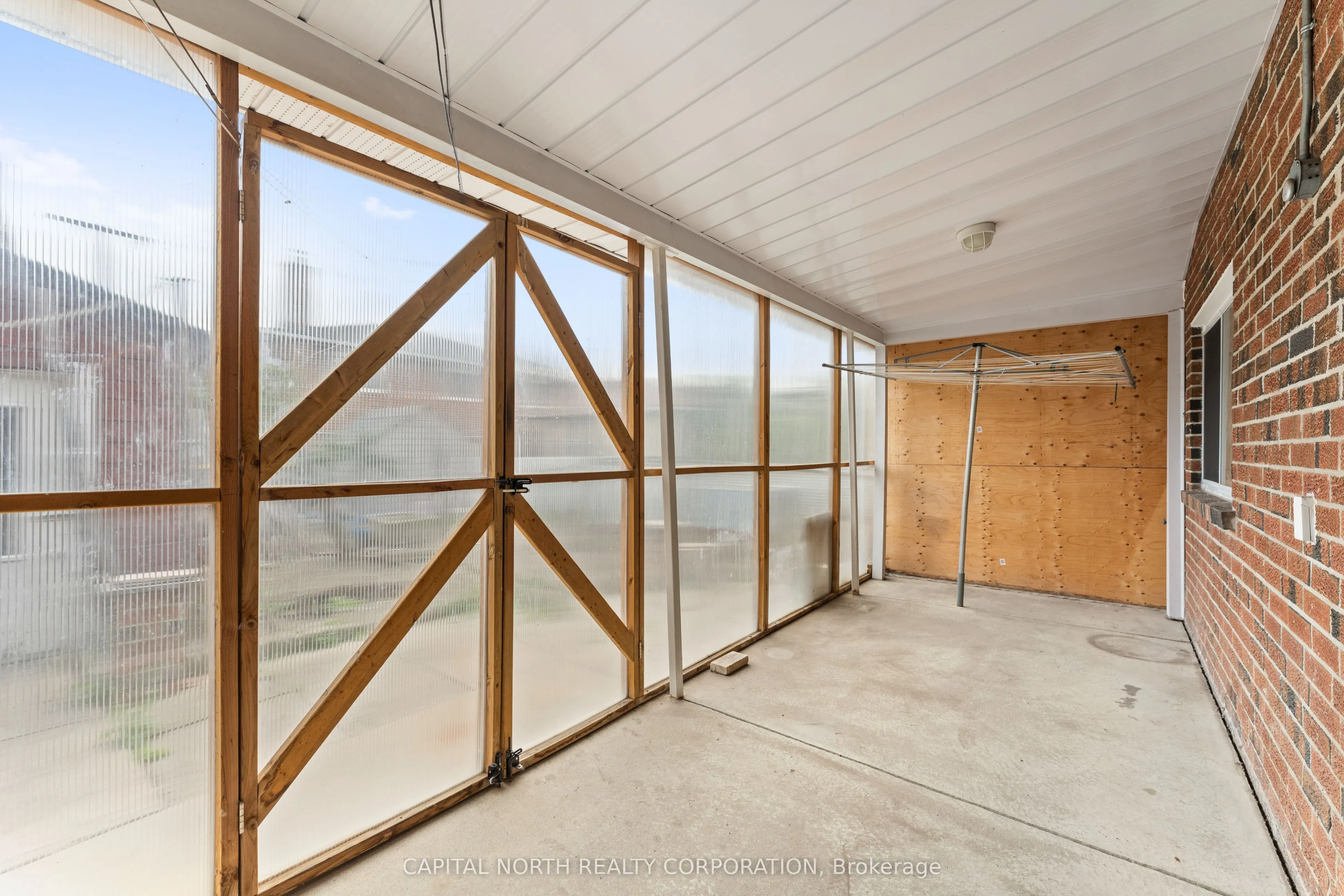 67 John Lindsay Court