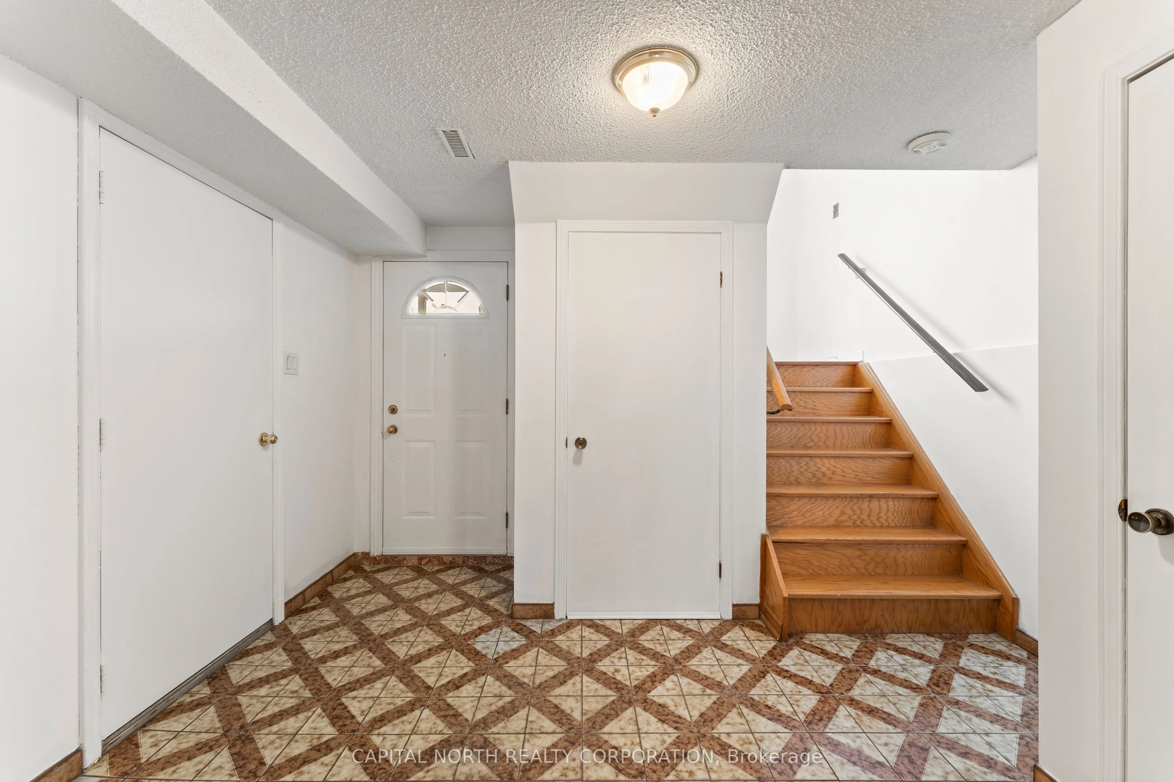 67 John Lindsay Court