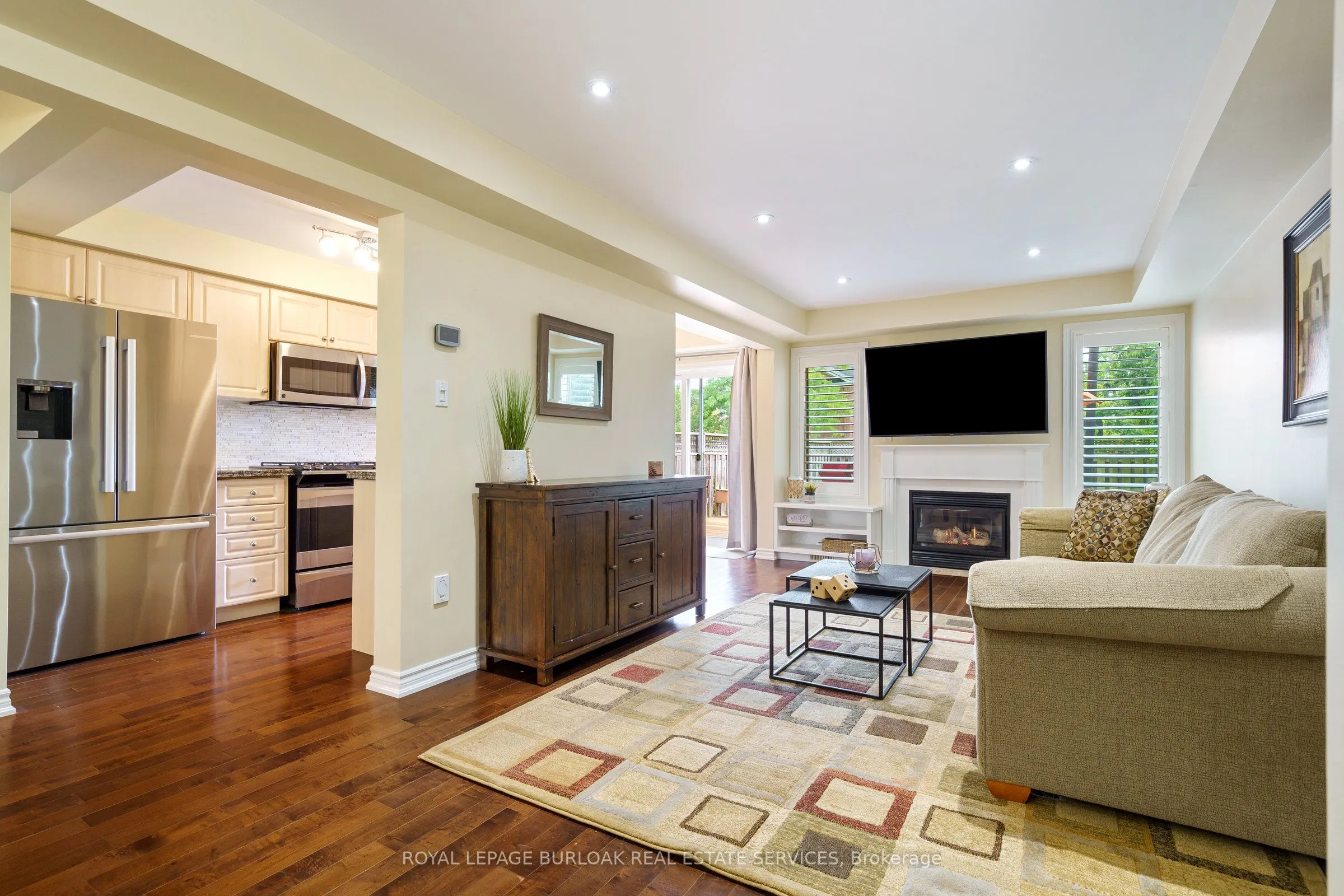 2626 Armour Crescent