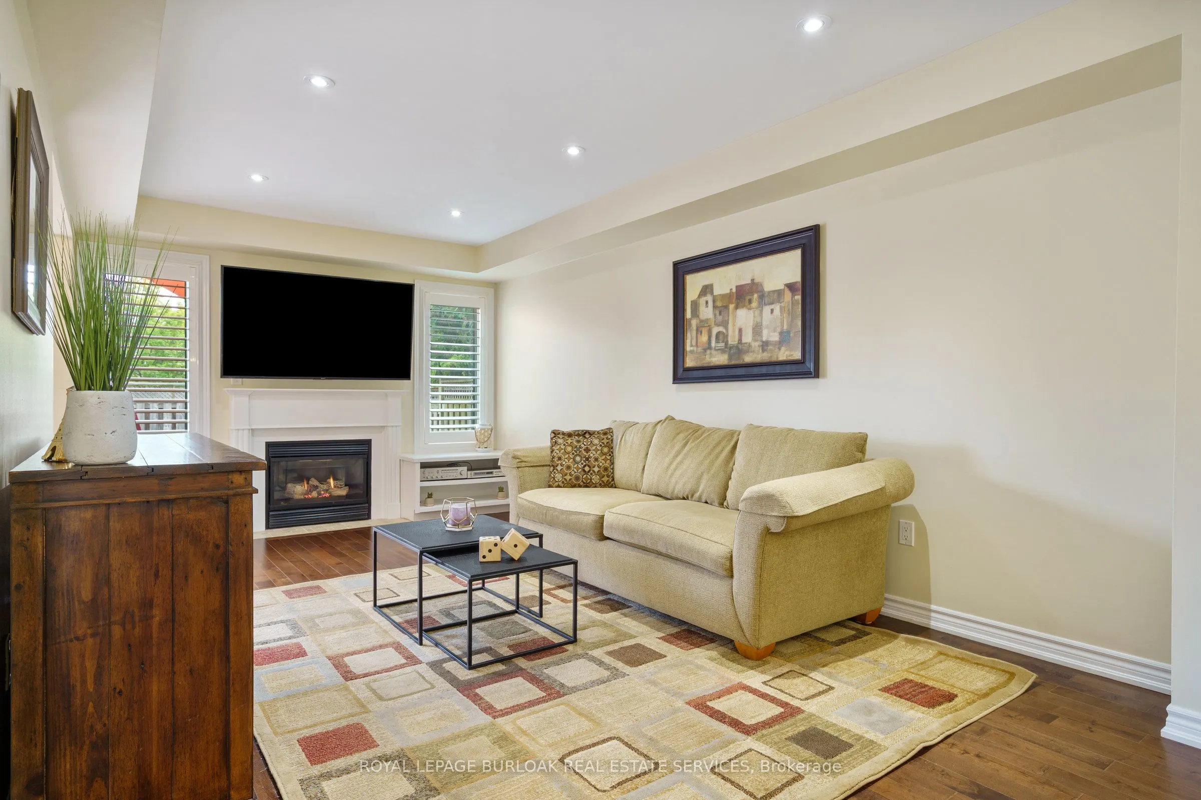 2626 Armour Crescent