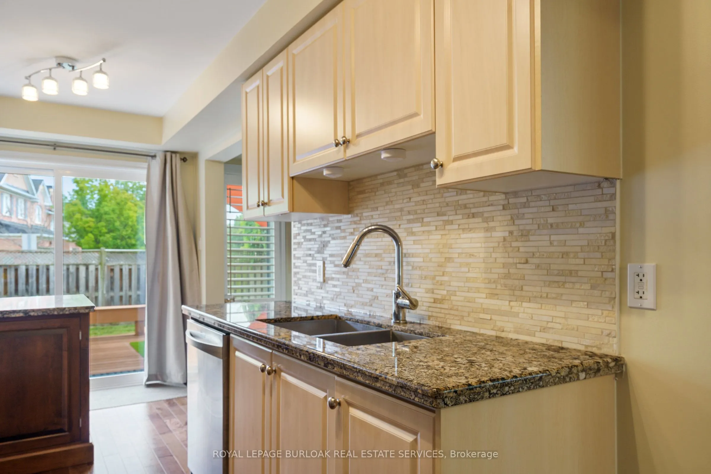 2626 Armour Crescent