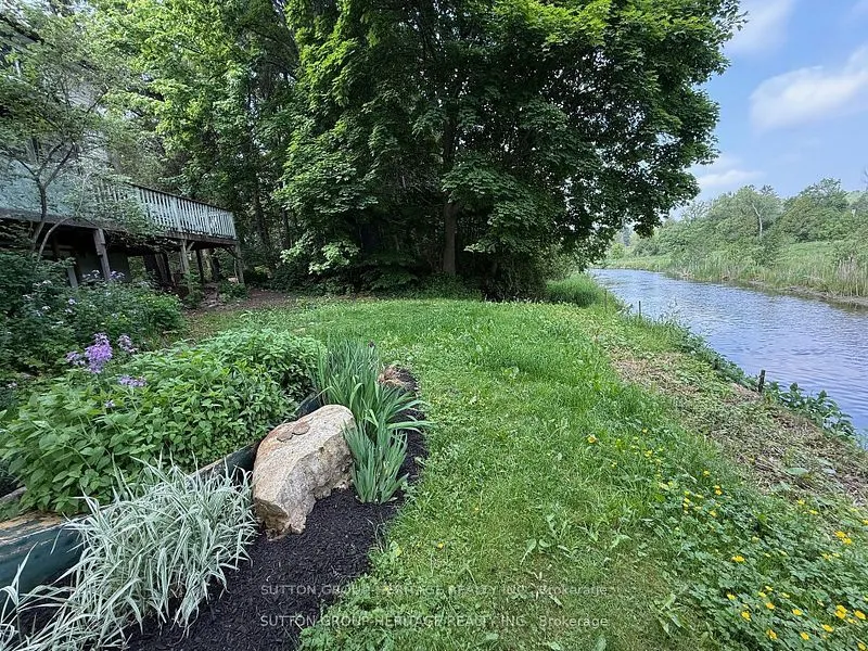 2766 Highpoint Side Road