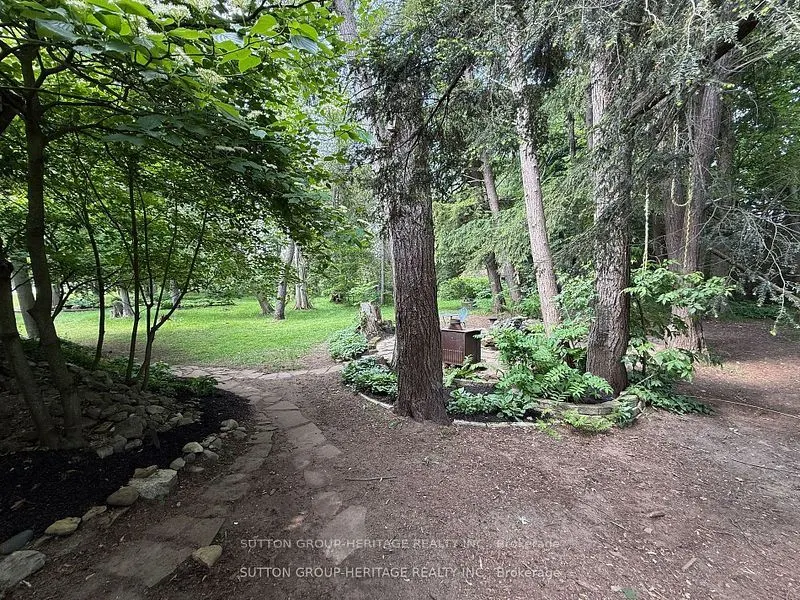 2766 Highpoint Side Road