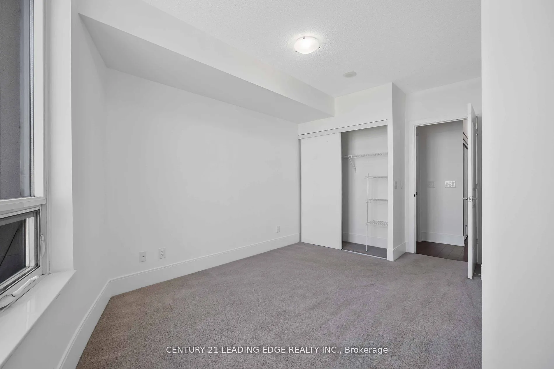 330 BURNHAMTHORPE Road W, #1506