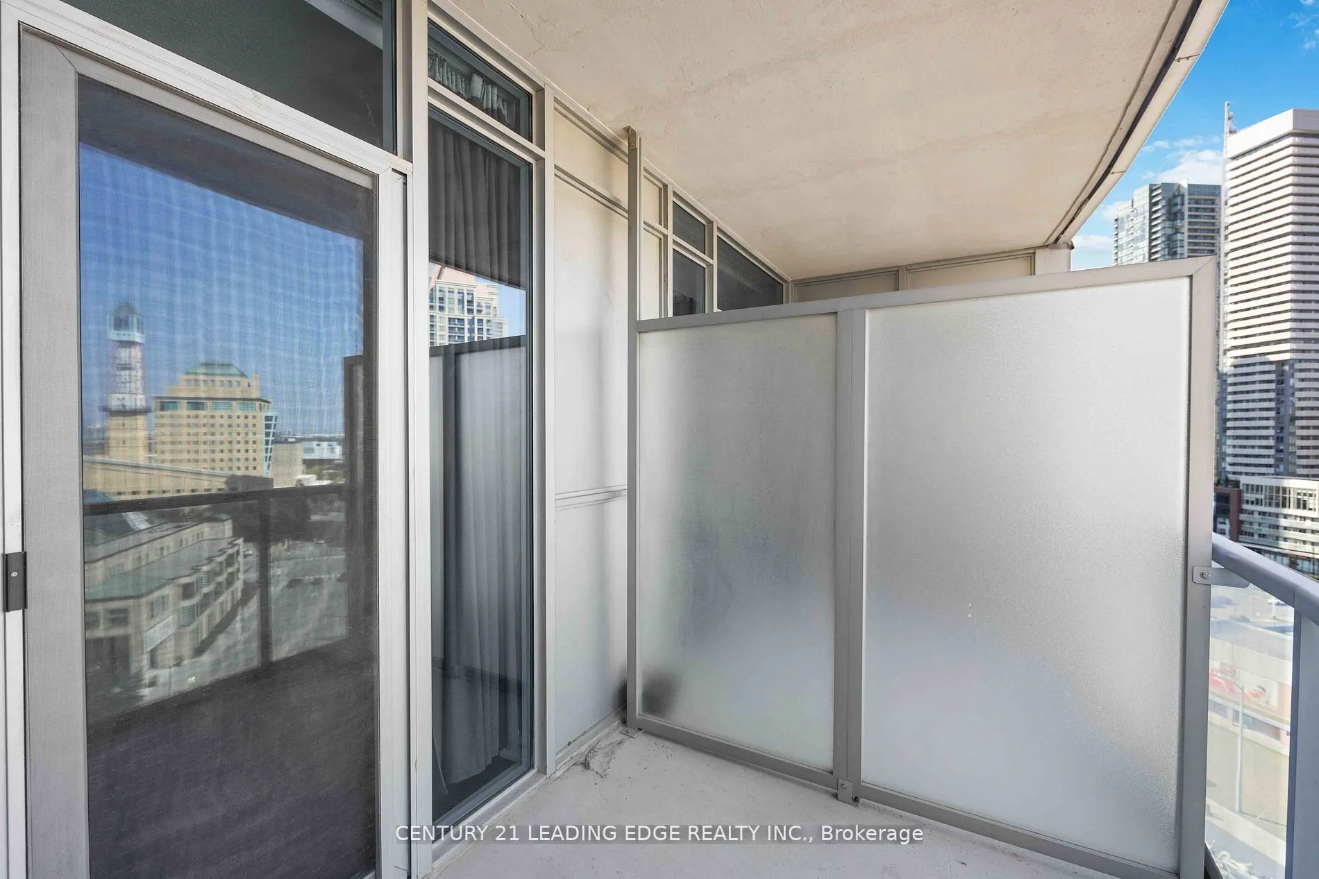 330 BURNHAMTHORPE Road W, #1506